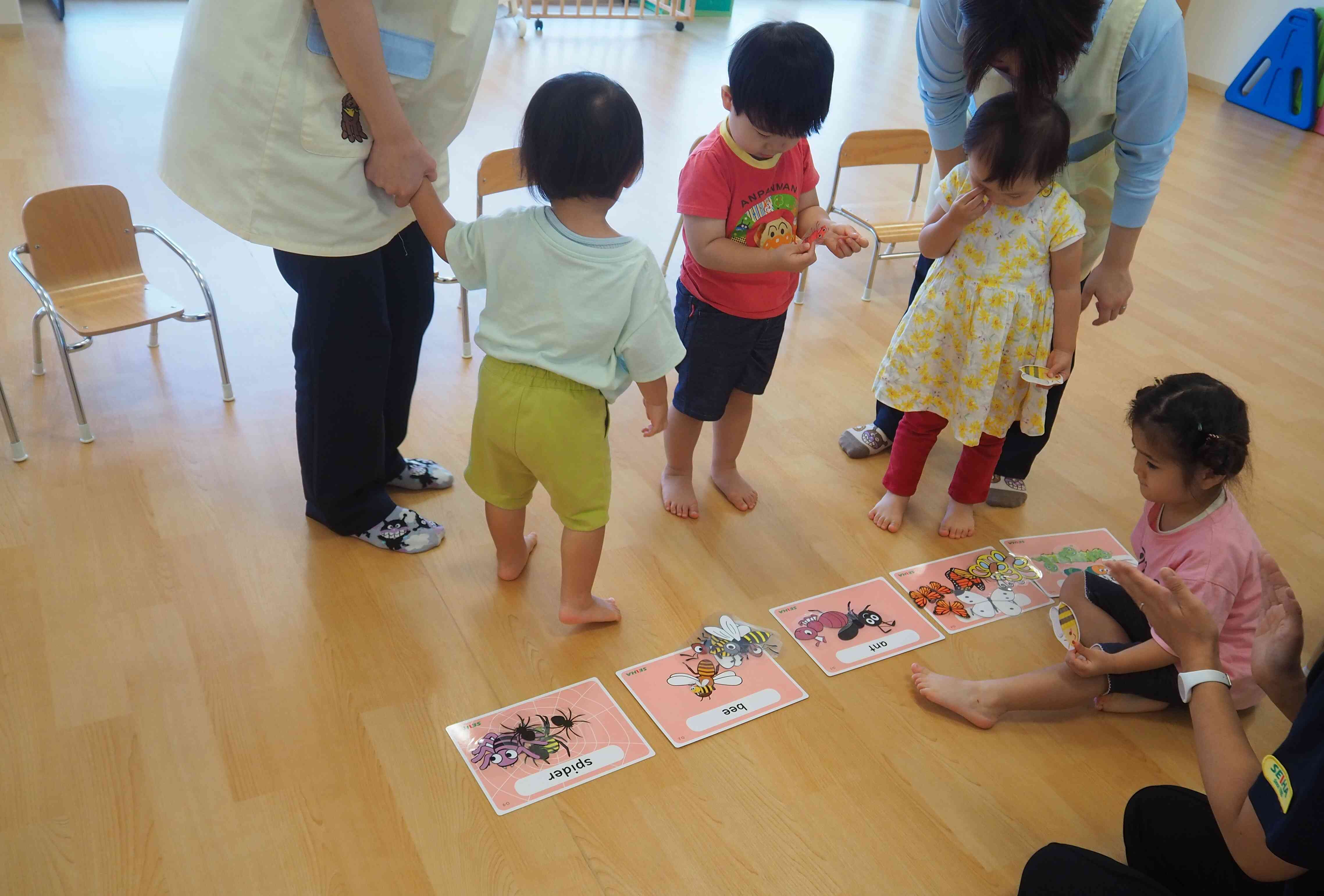 〇英語教室〇｜ニチイキッズ宮崎駅前保育園｜ニチイキッズ
