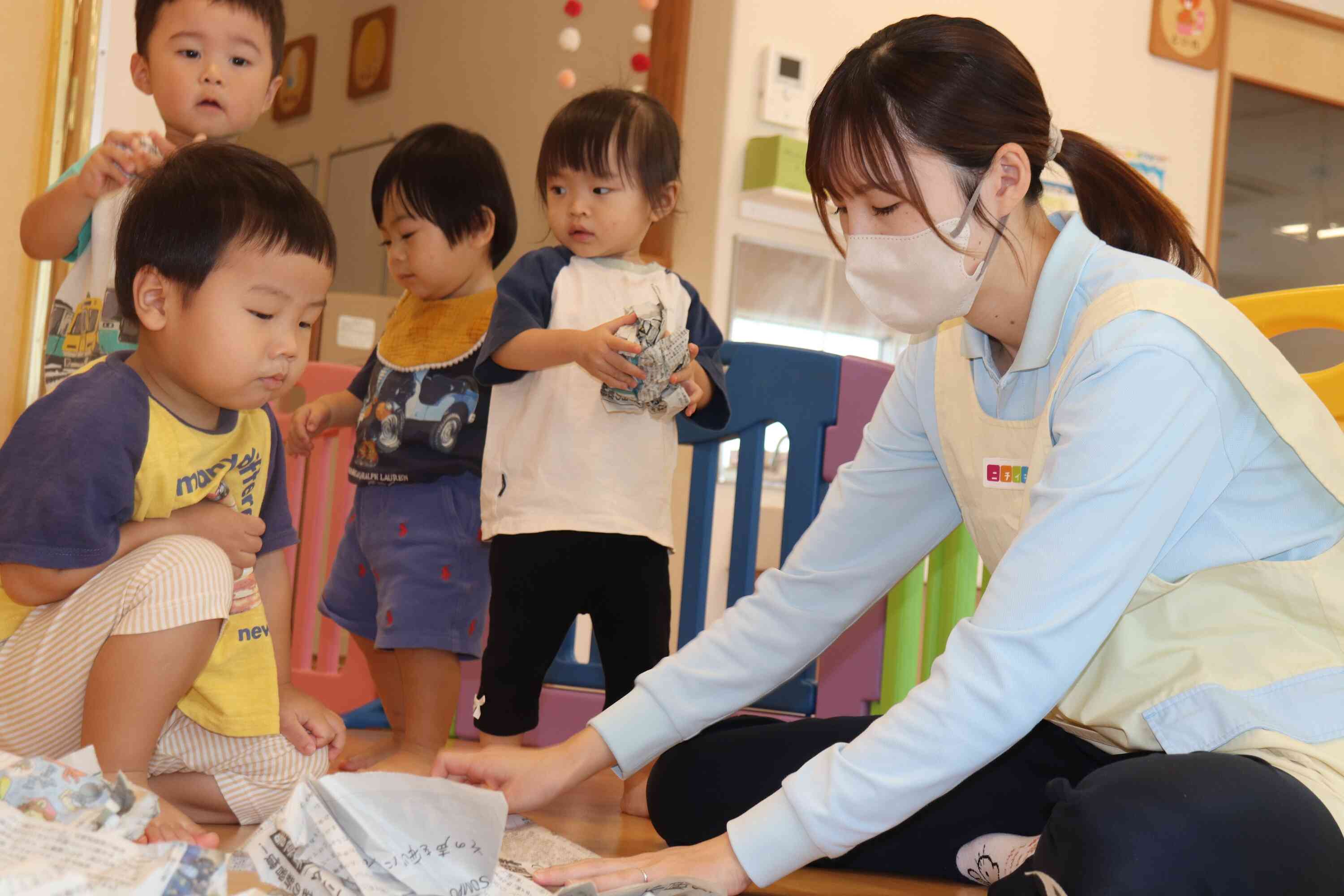 新聞紙ビリビリ～！！