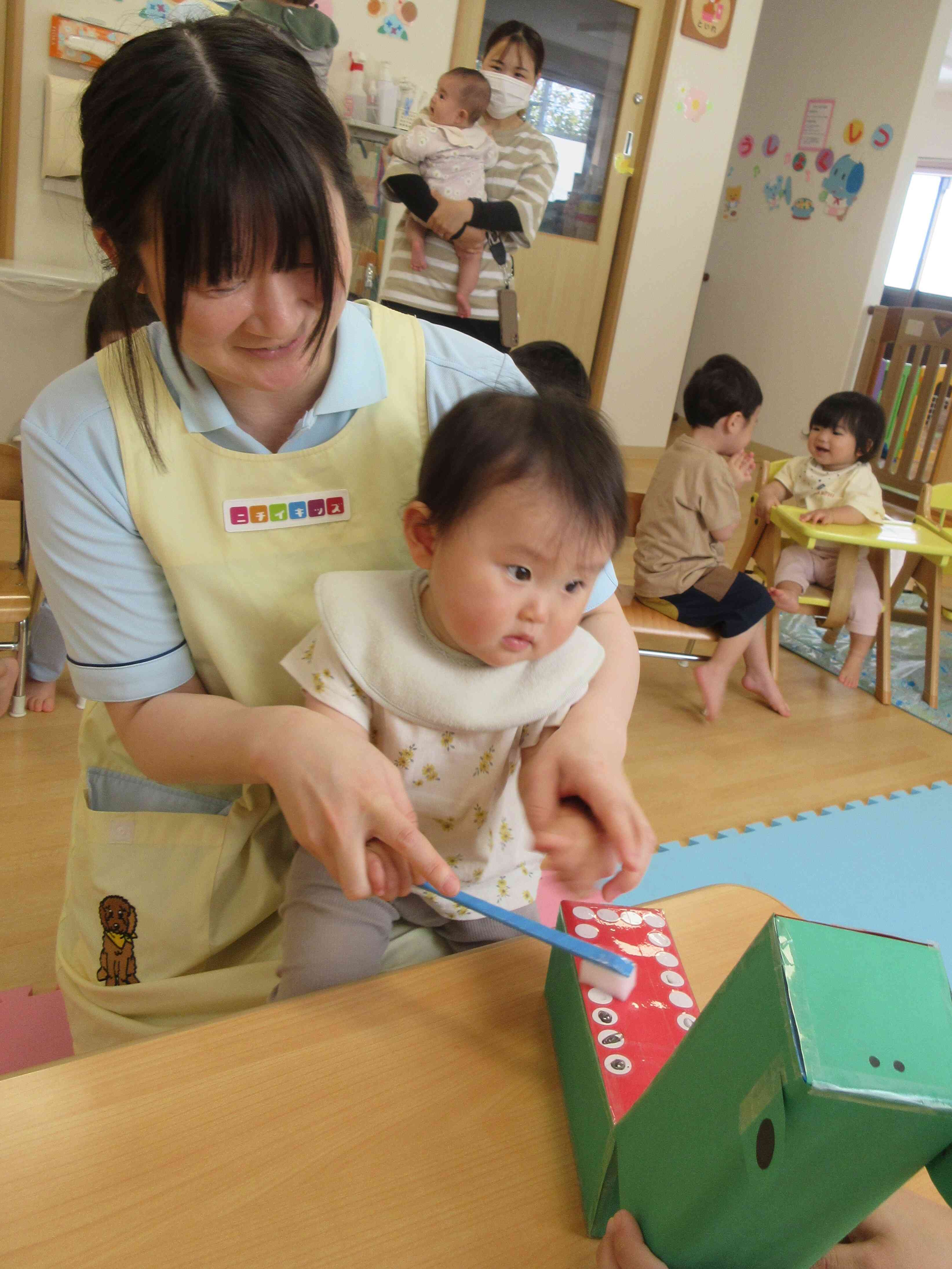 こうやって磨こうね