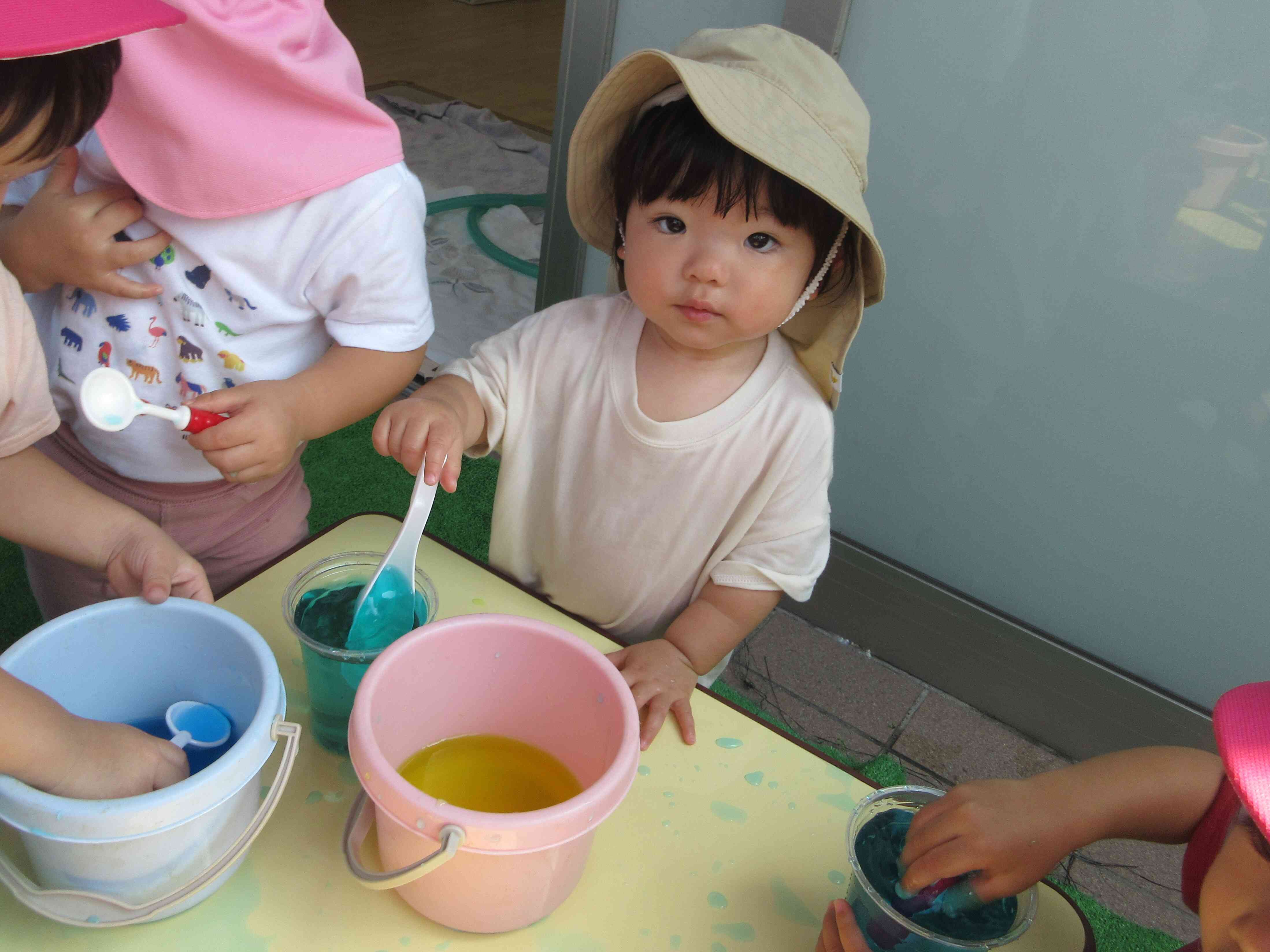 色水遊びたのしいね！