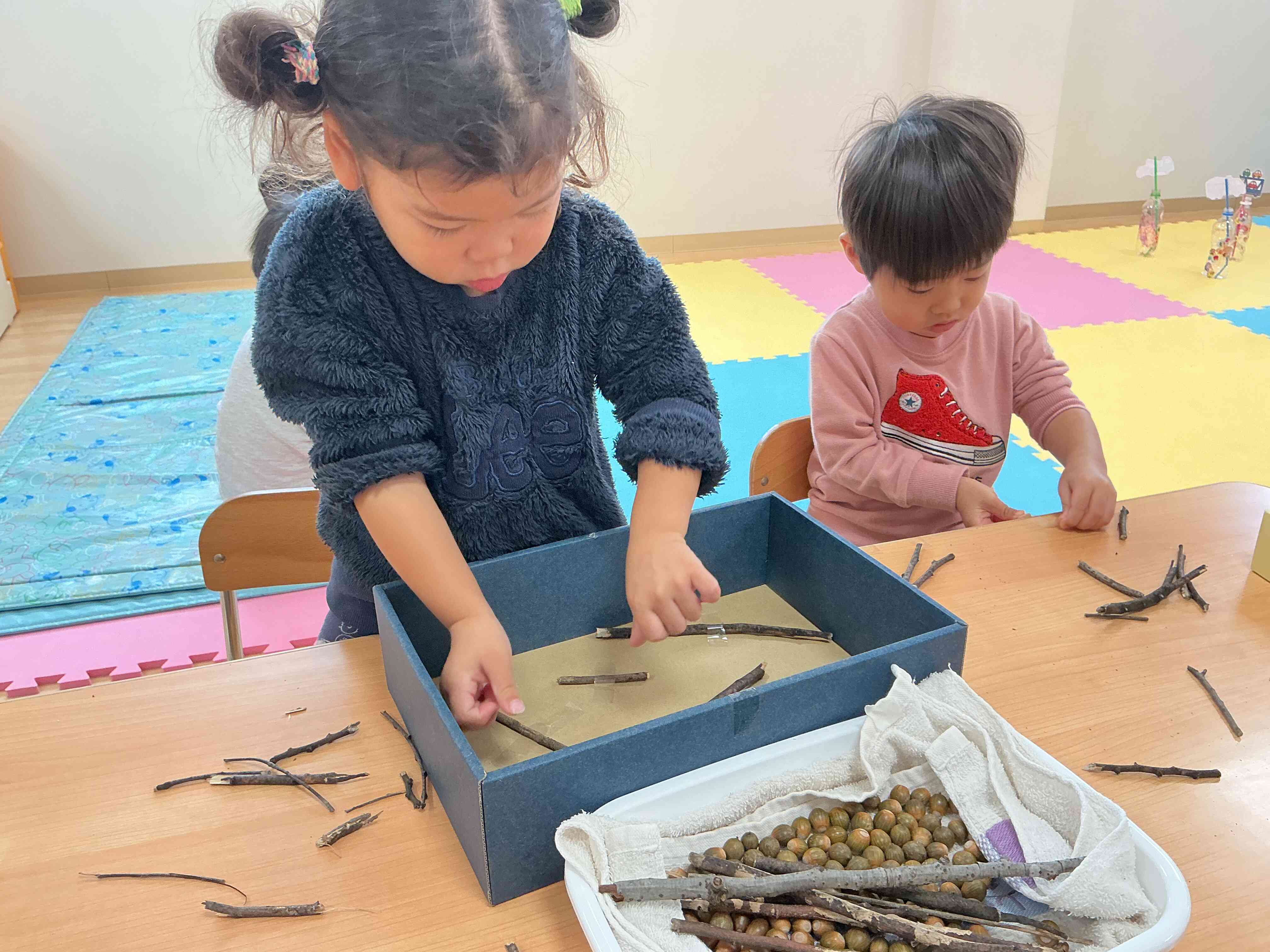 どんぐりめいろを作ったよ。