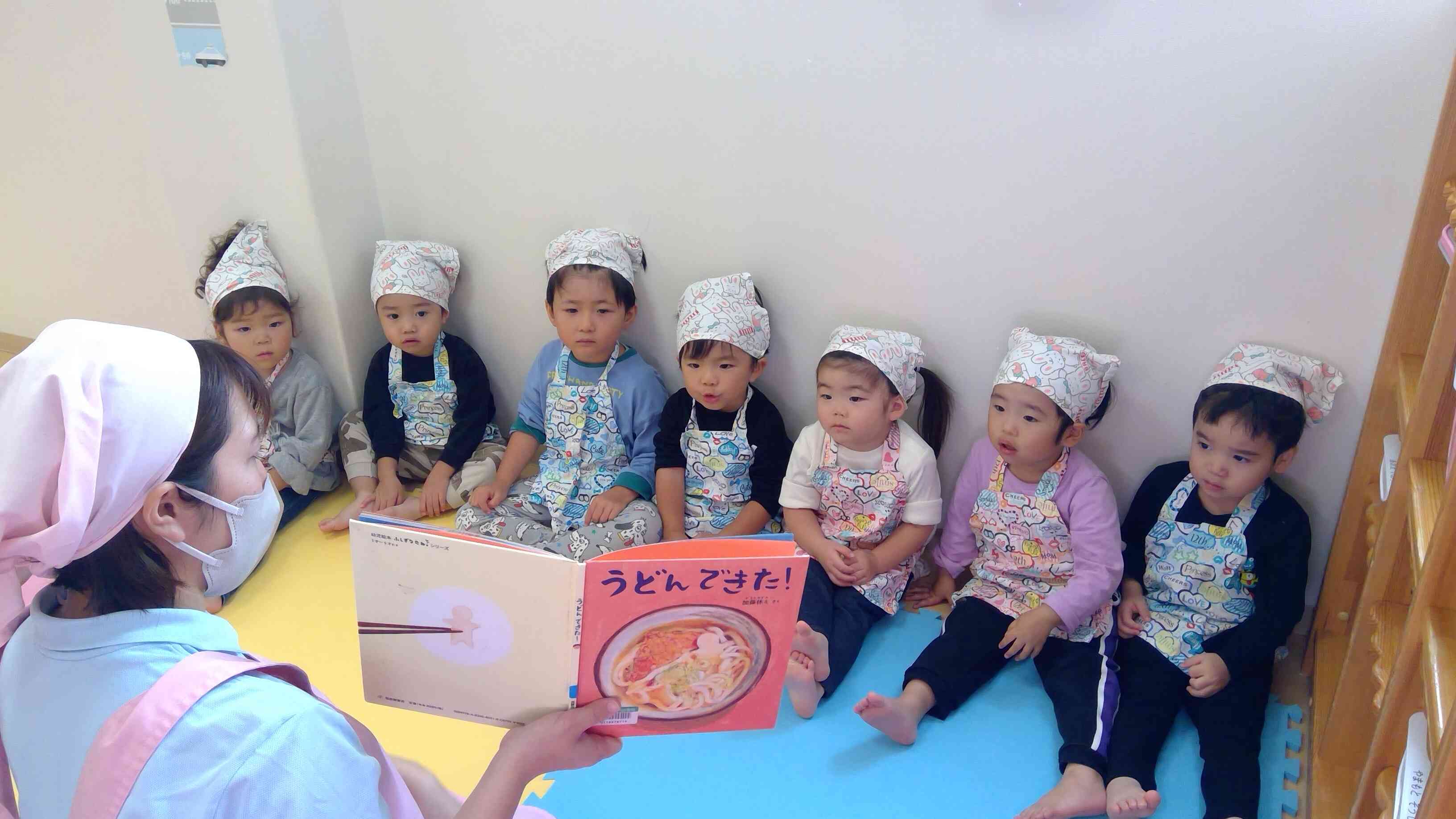 めざせ、うどん職人への道うさぎ組（２歳児）