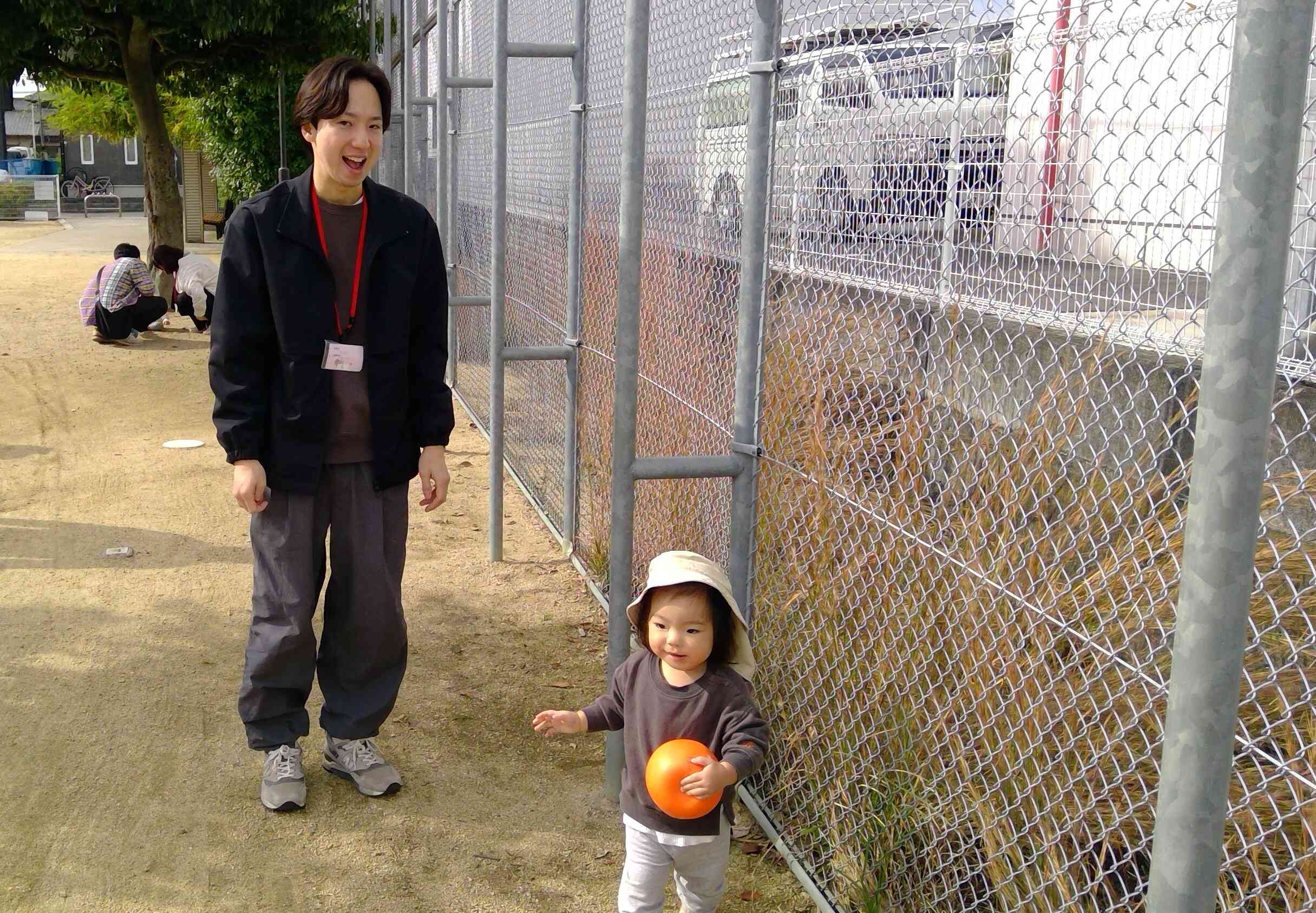 パパ、こっちだよー