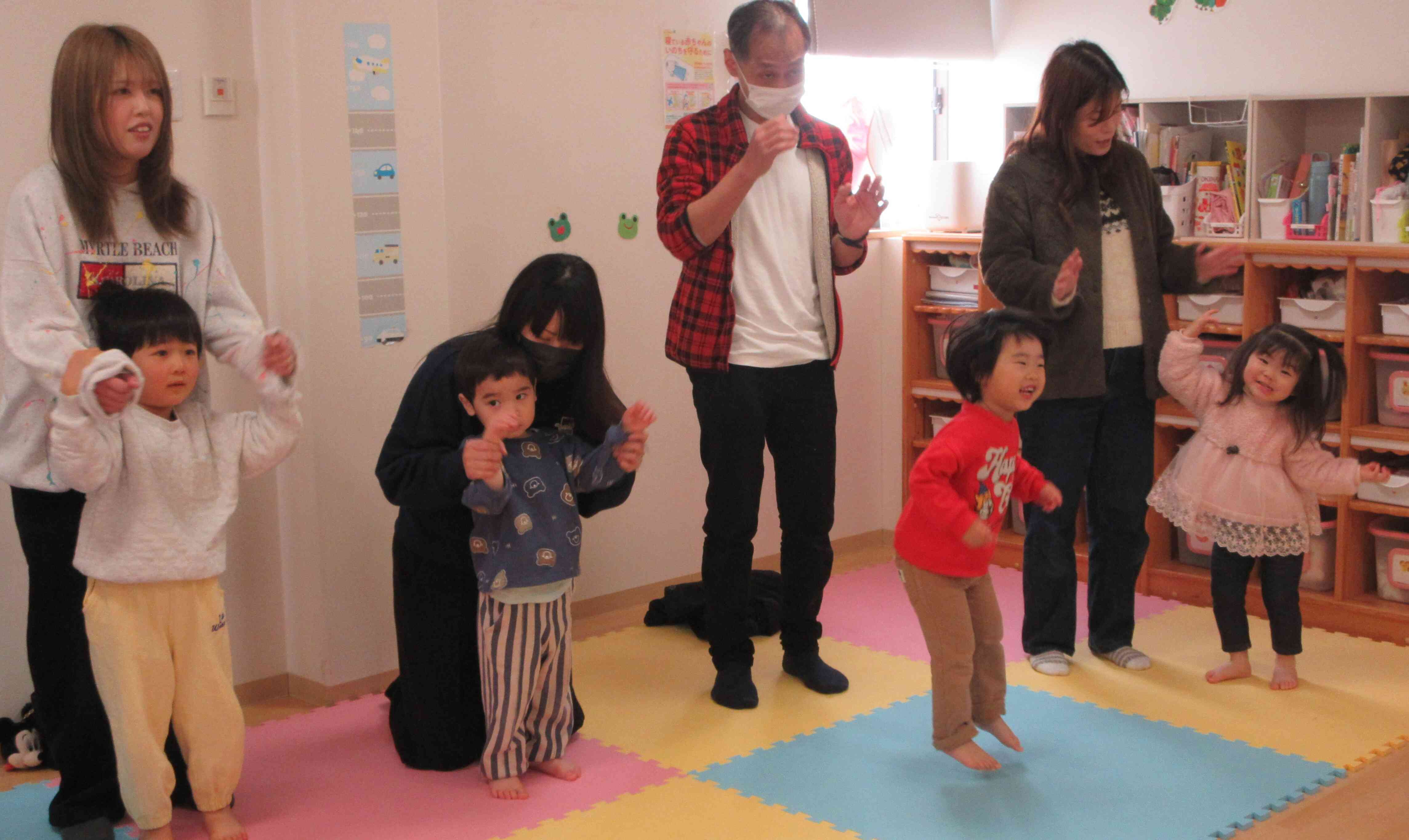 親子参観日(2歳児うさぎ組)