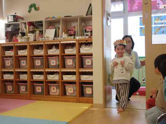 お名前を呼ばれると元気よく登場