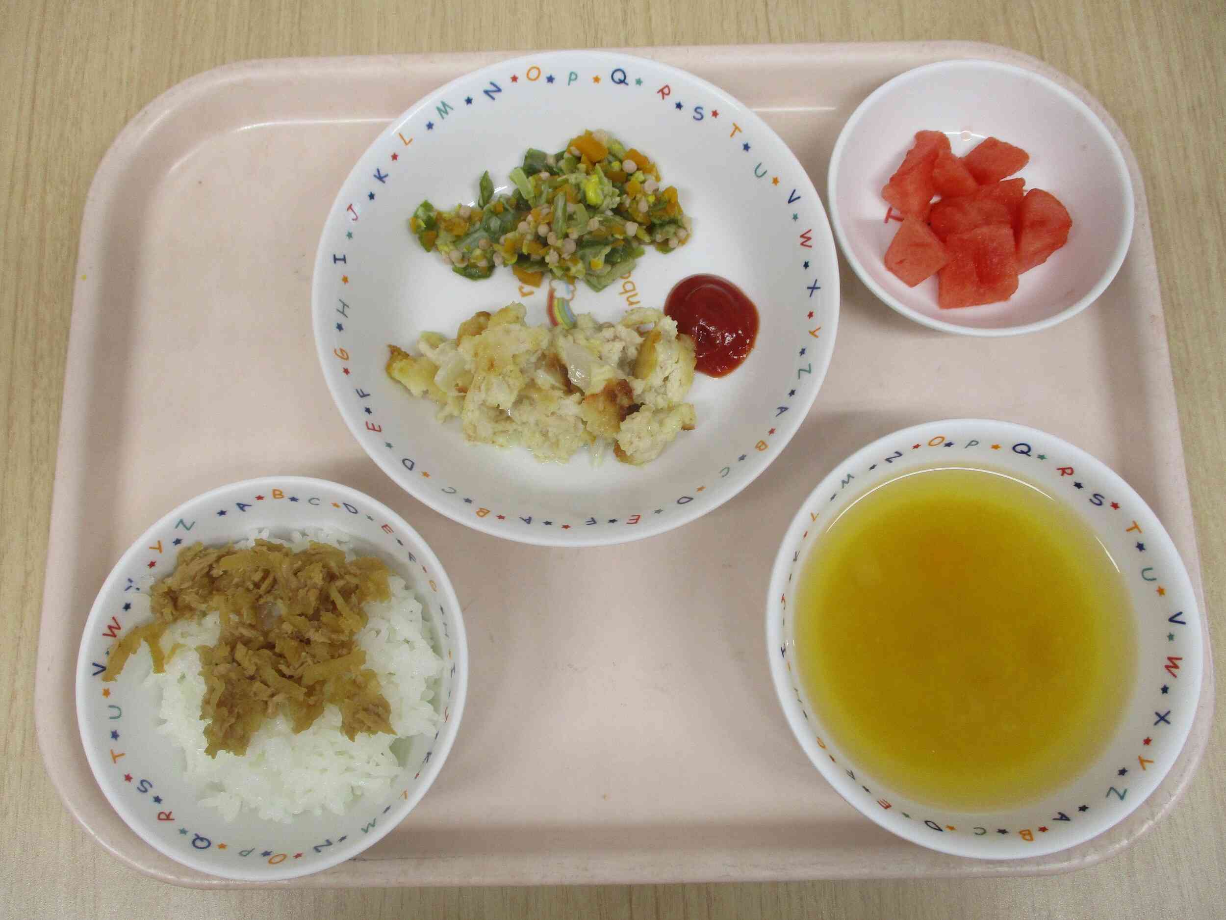 8月25日(月)のお給食