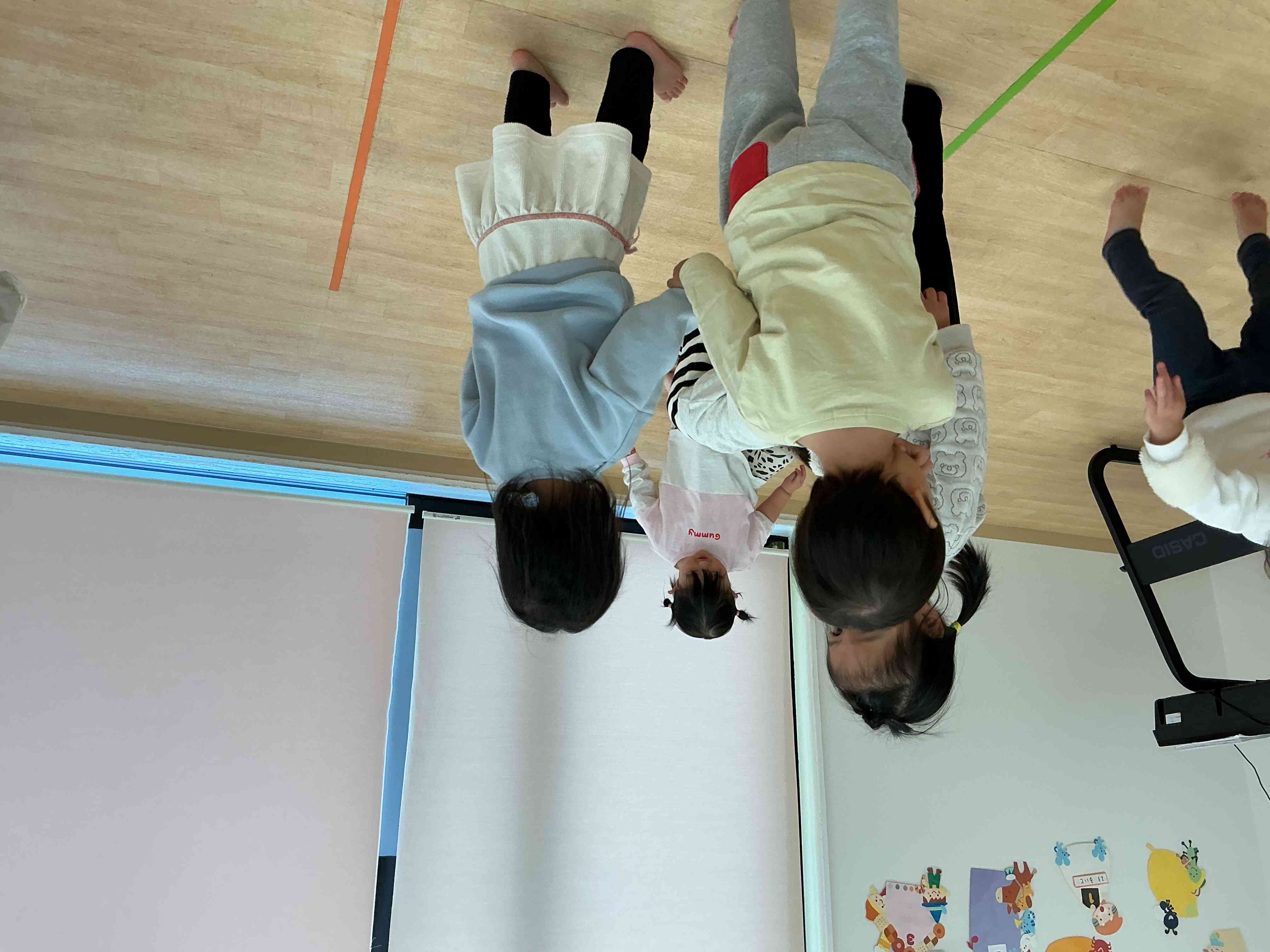 おてて繋ぐのも上手になったよ〜。