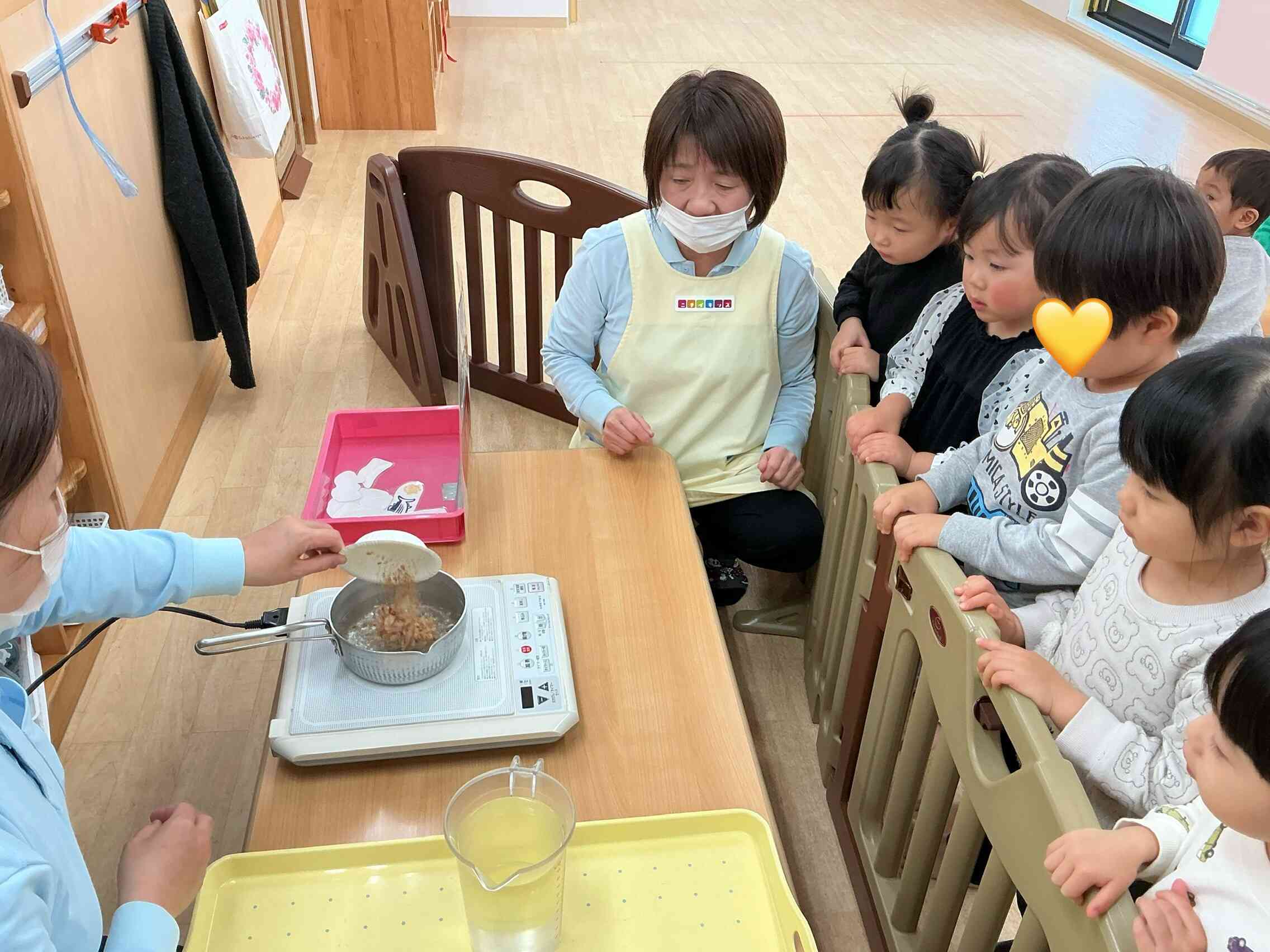 ぐつぐつぐつ。