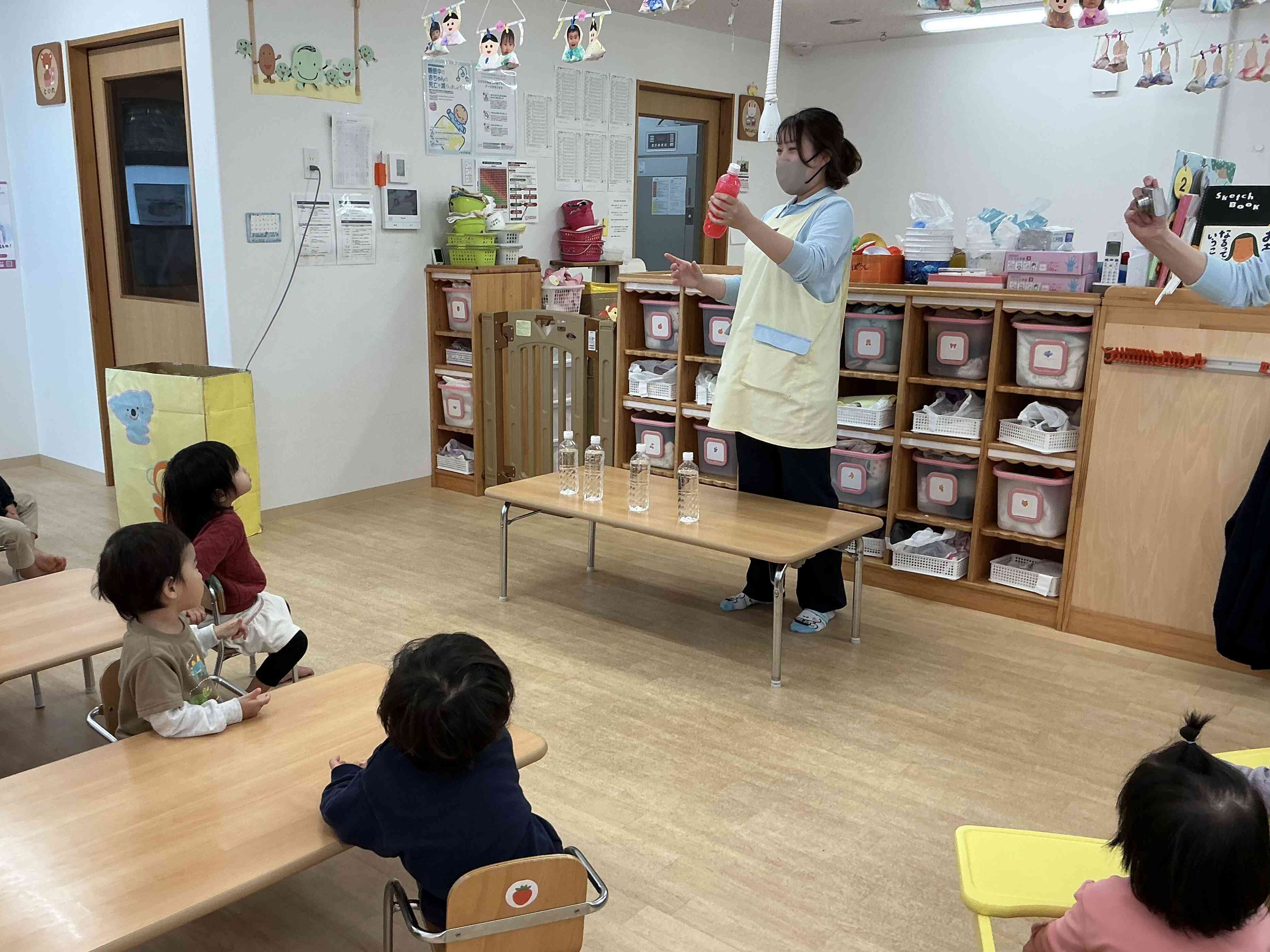 ”色水マジック”で♪どんな色が好き‼︎