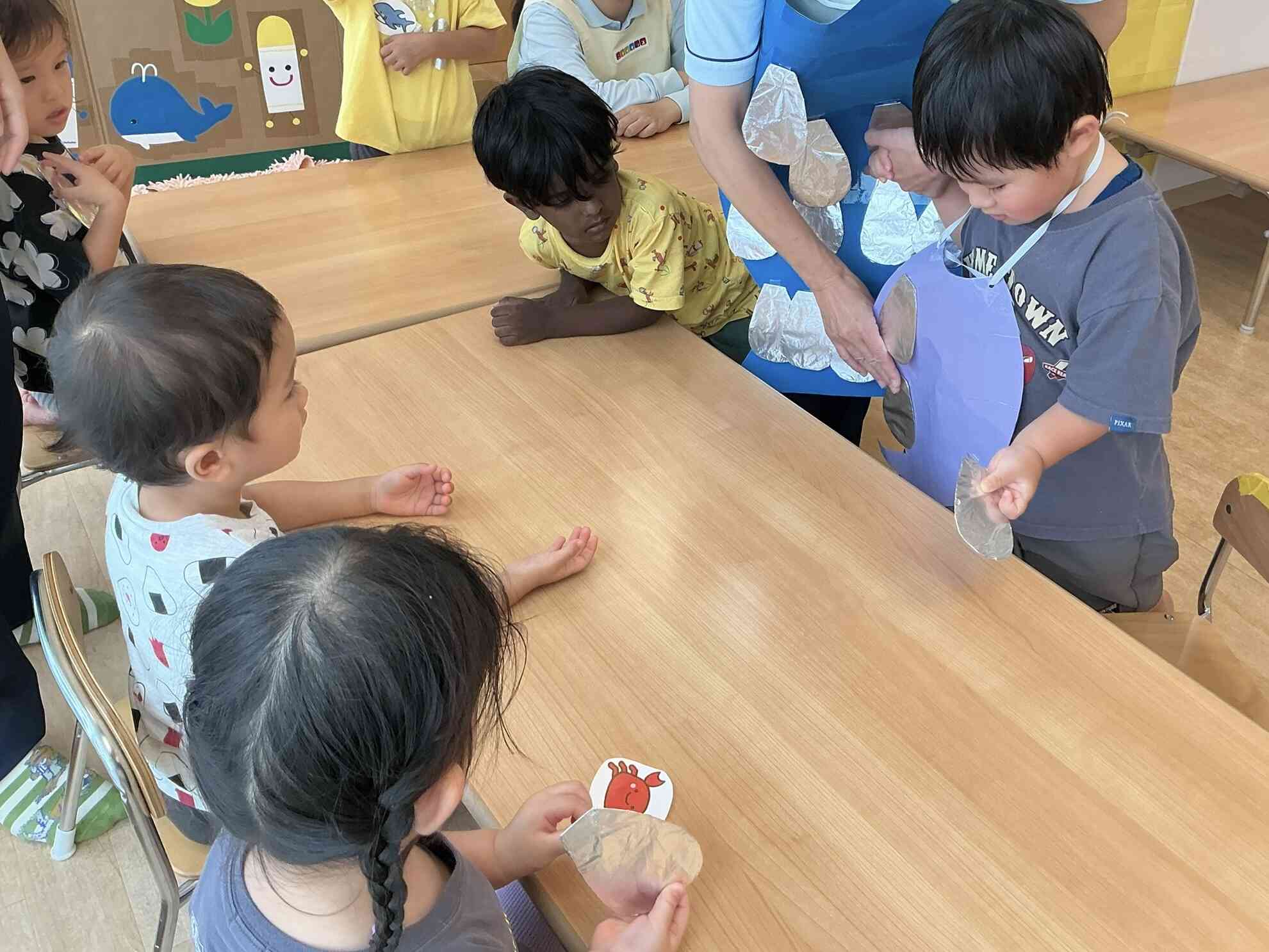 にじいろのさかな