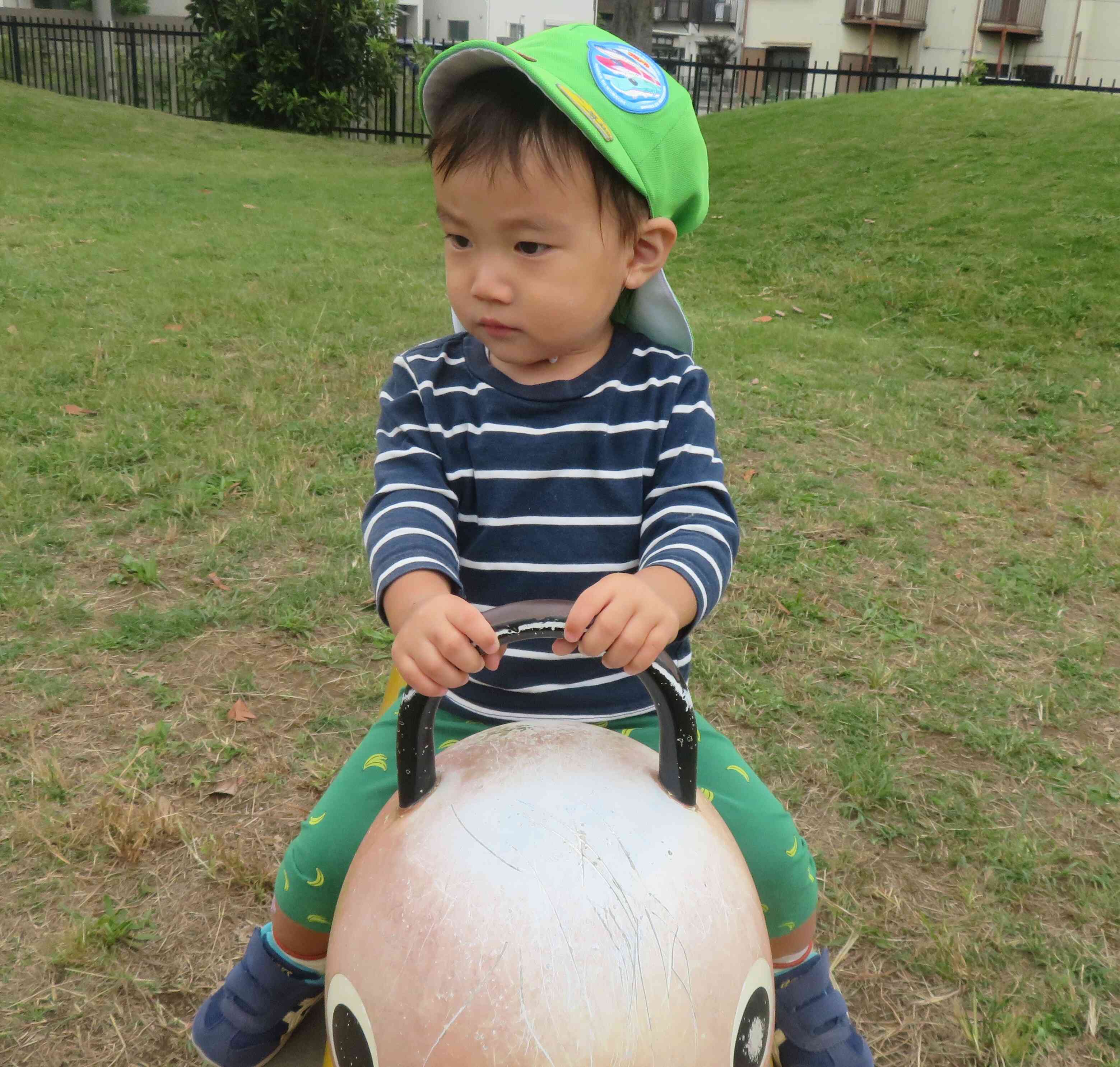 ゆらゆら遊具がお気に入り＾＾