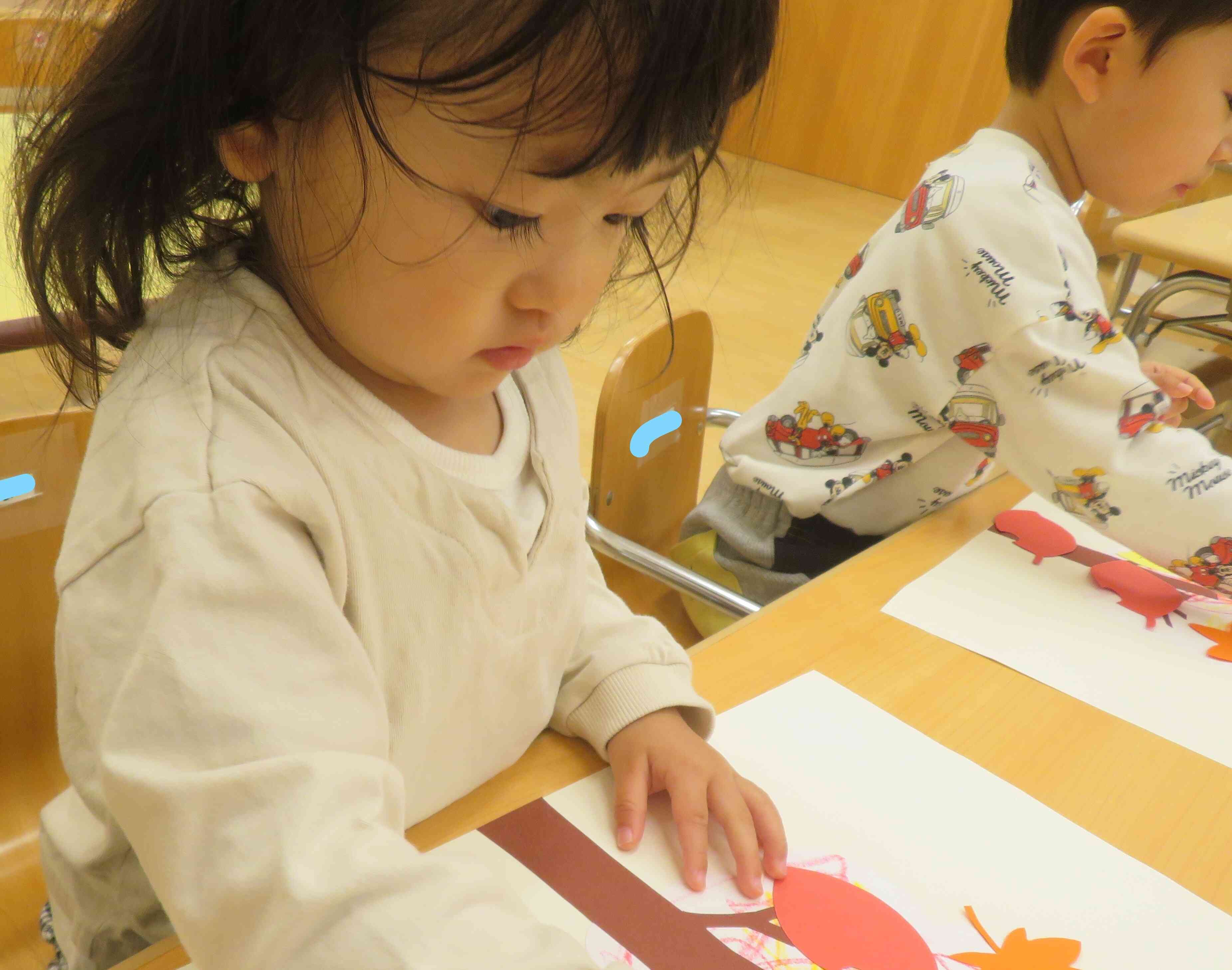 どこに貼ろうかな？