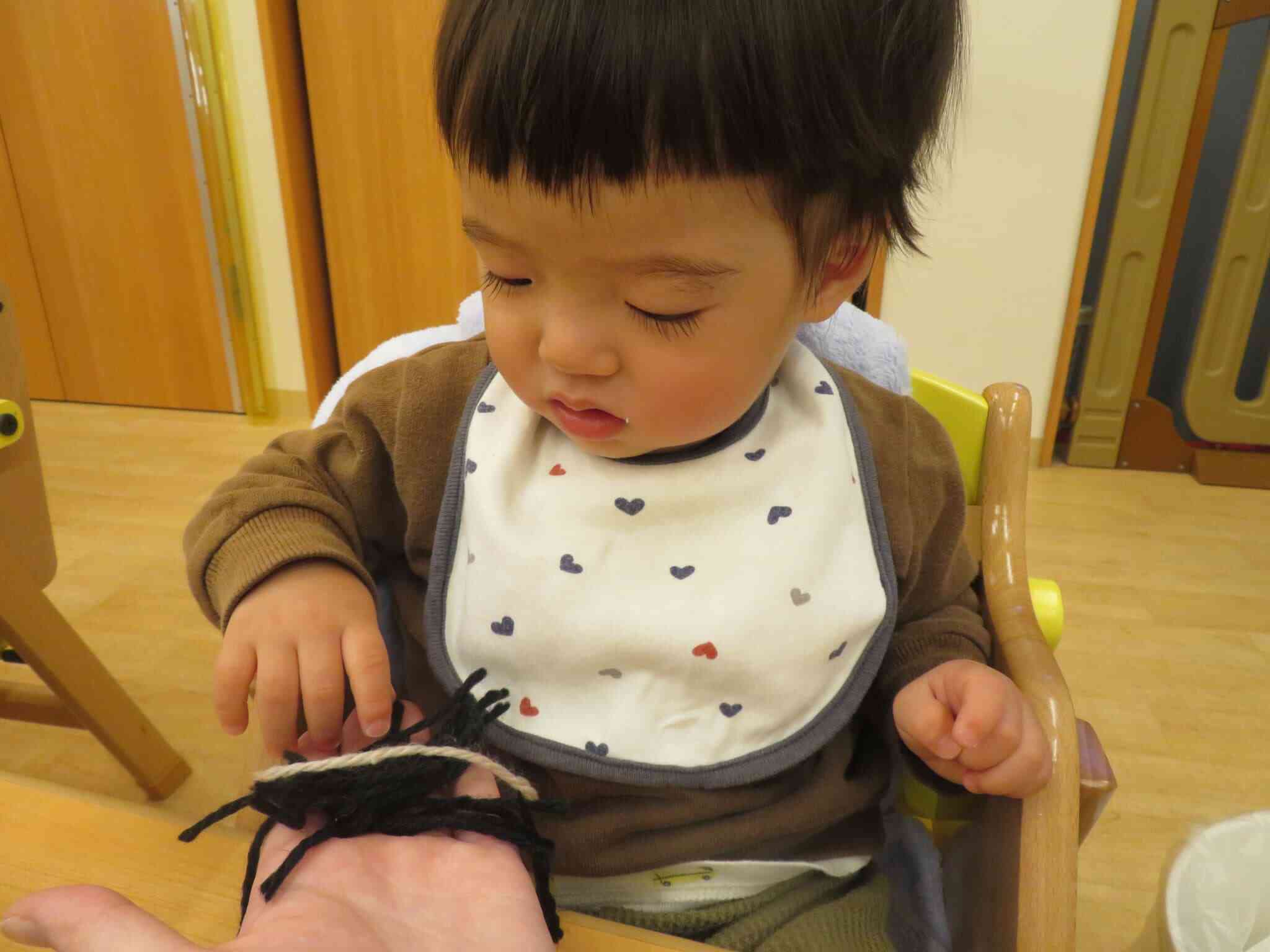 11月製作「ひよどり」　0歳児ひよこ組