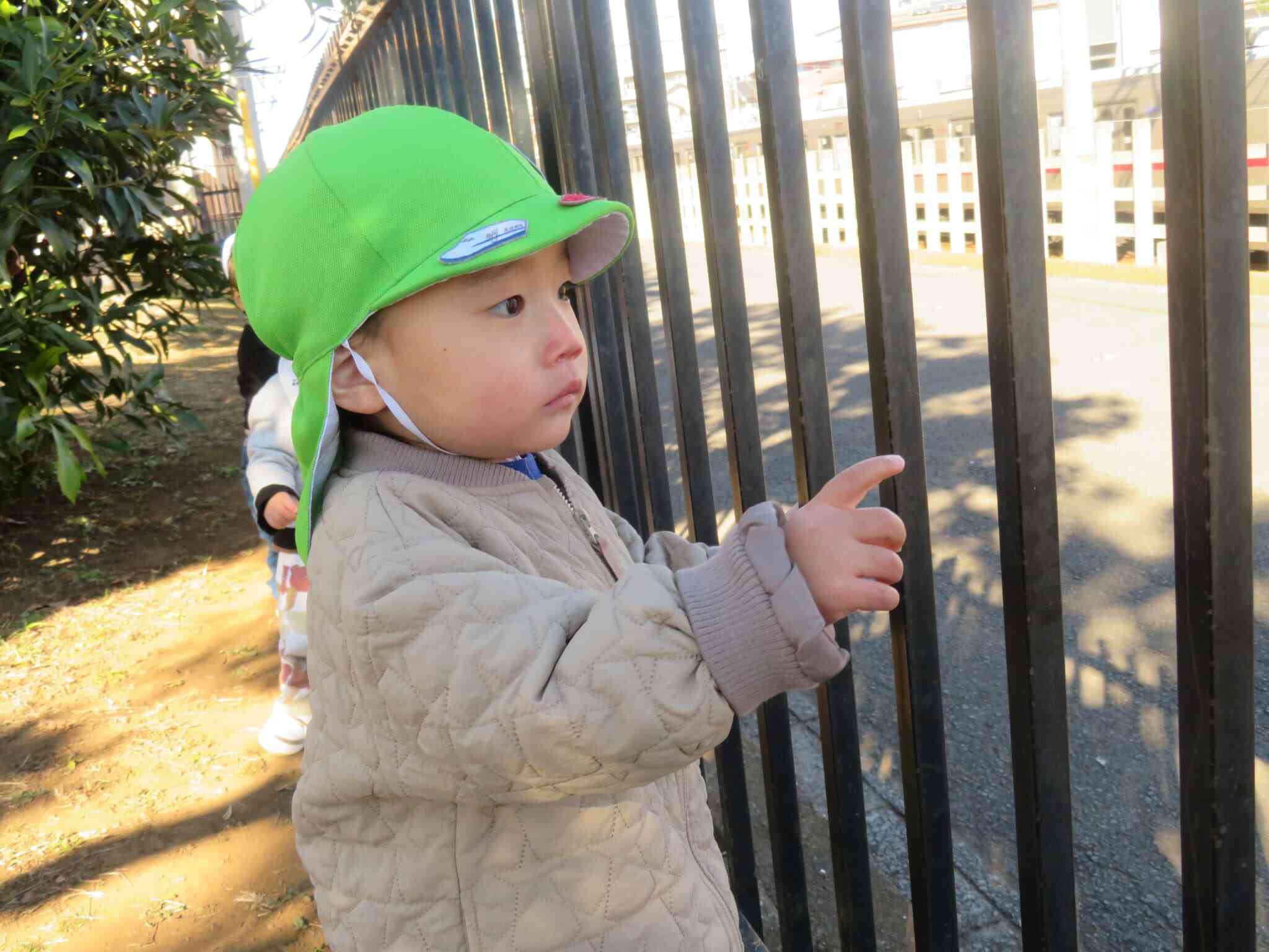 電車が早く来ないかな～