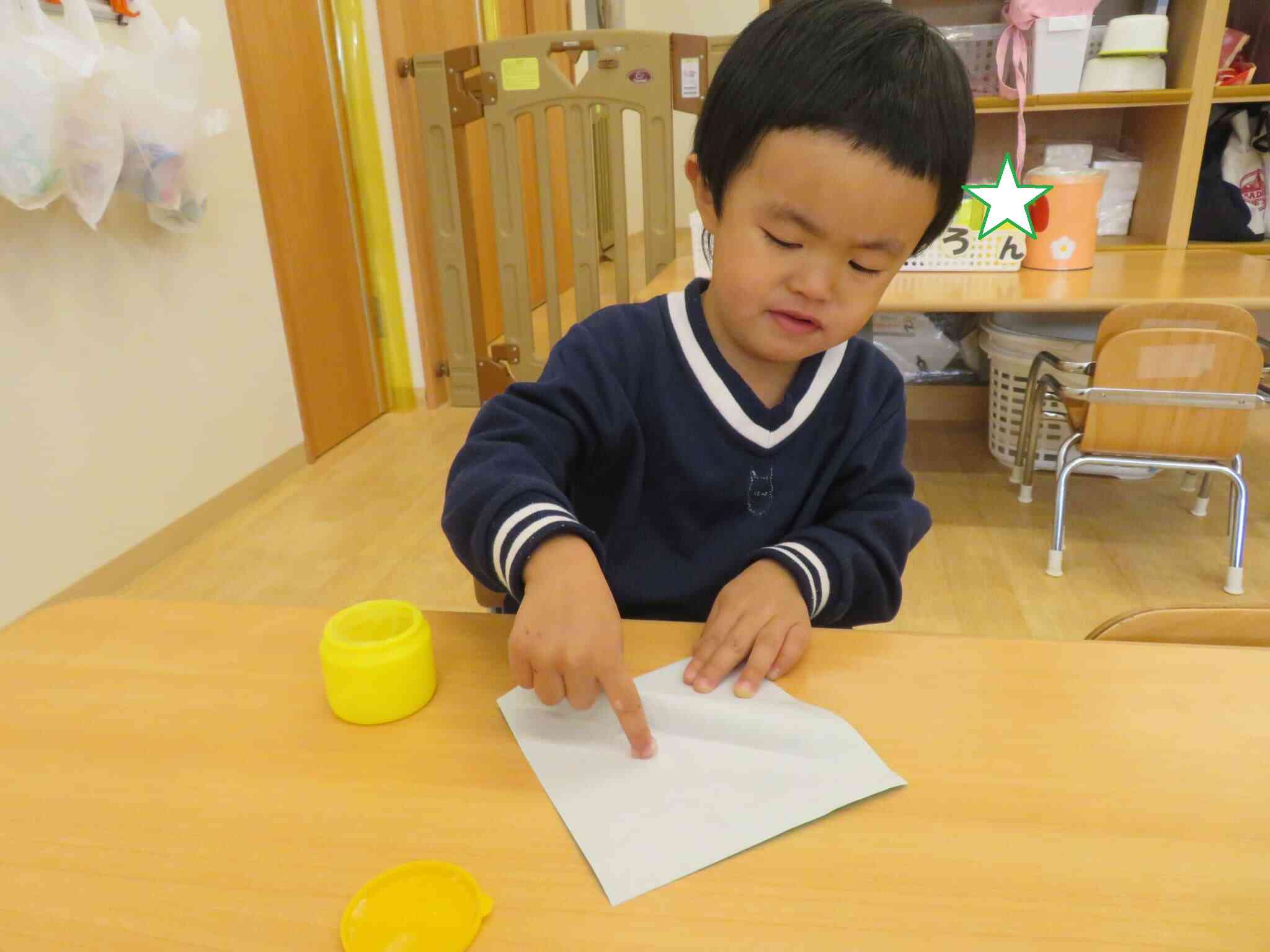 のりも使って…