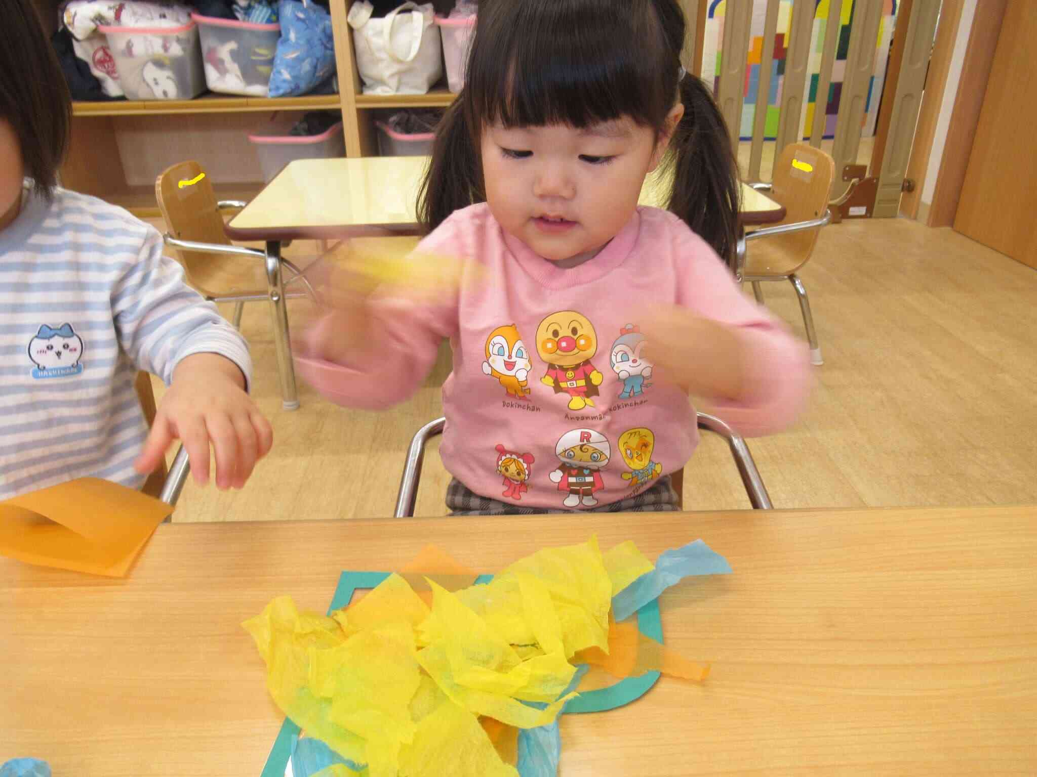 勢いよくビリッ！