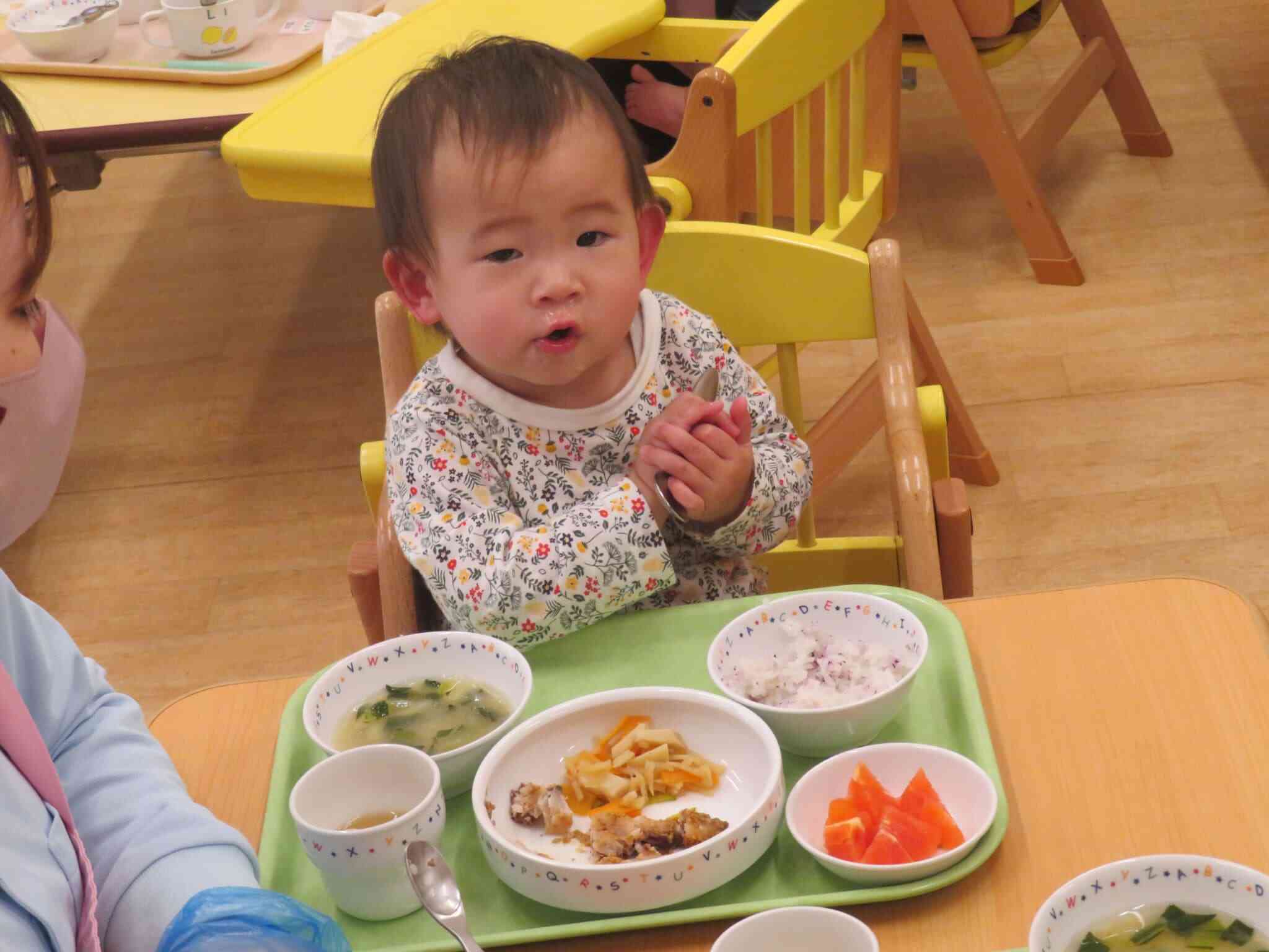初めての給食☆