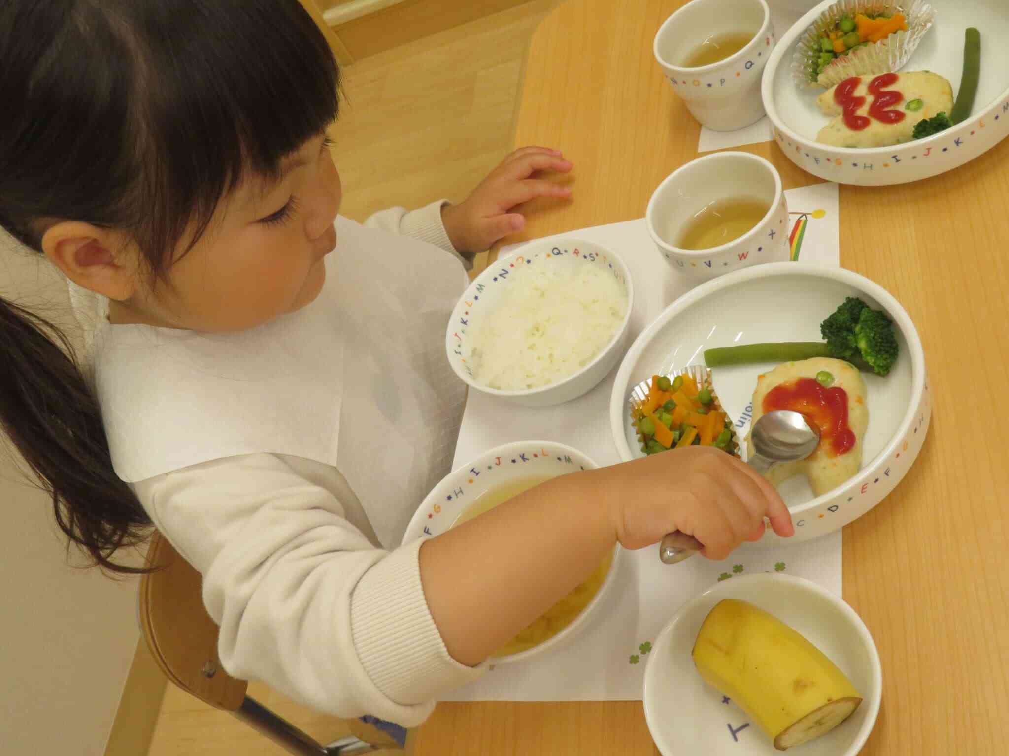 子どもの日を祝う会～給食＆おやつ～