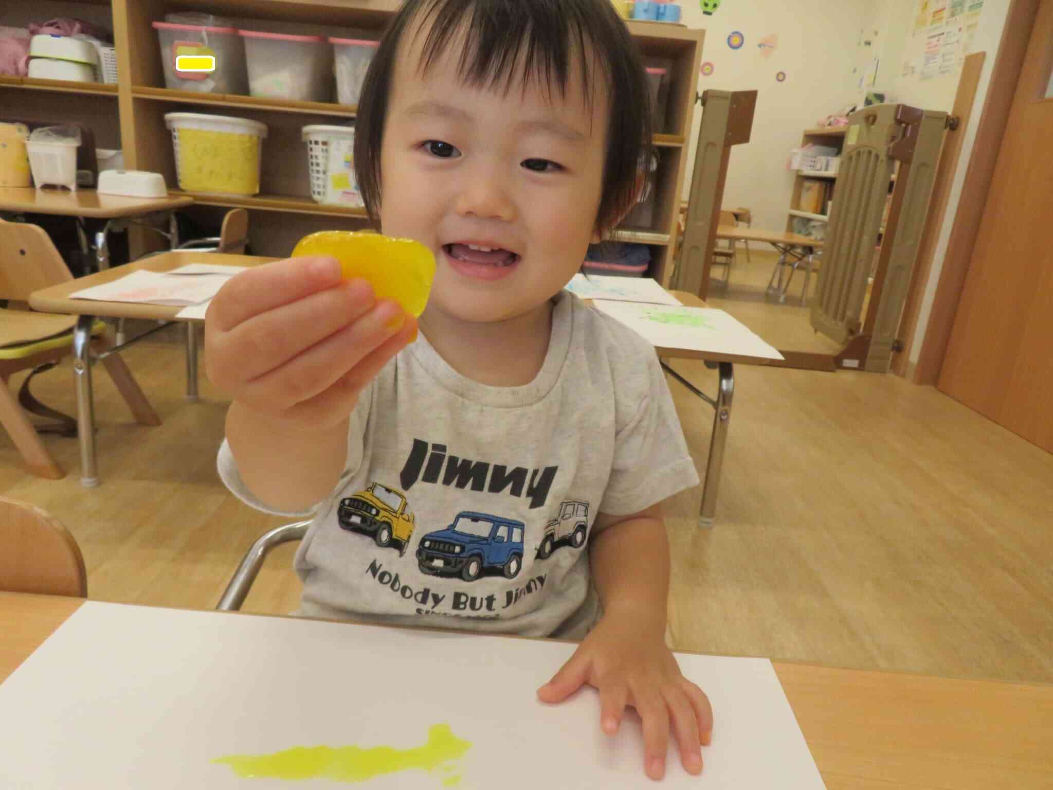 1歳児あひる組 7月製作「かきごおり」