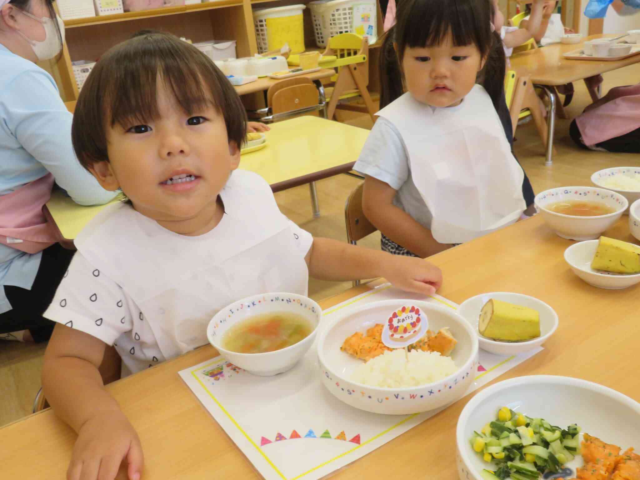 給食も特別☆