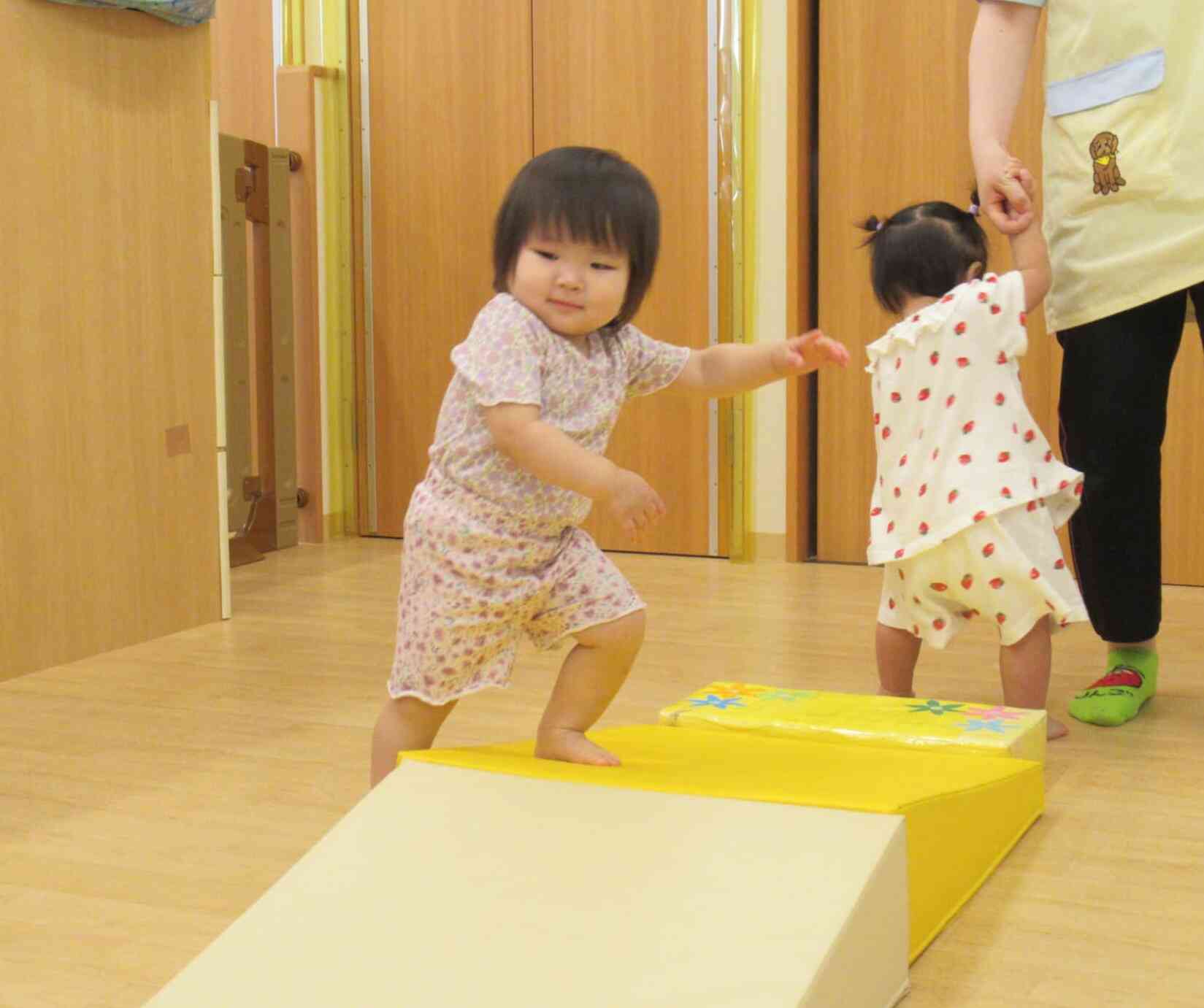 マットの山にチャレンジ！