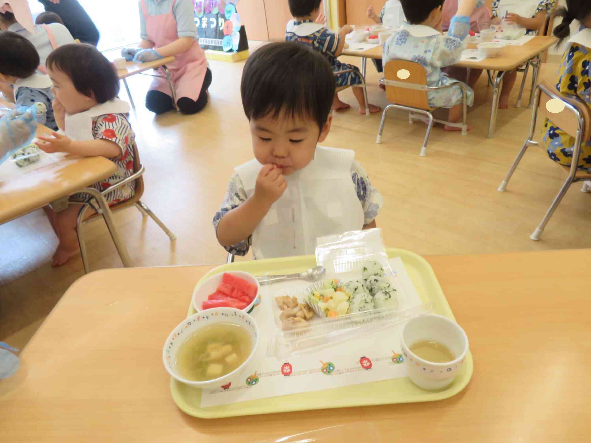 叩いたスイカは給食でたくさん食べました♡