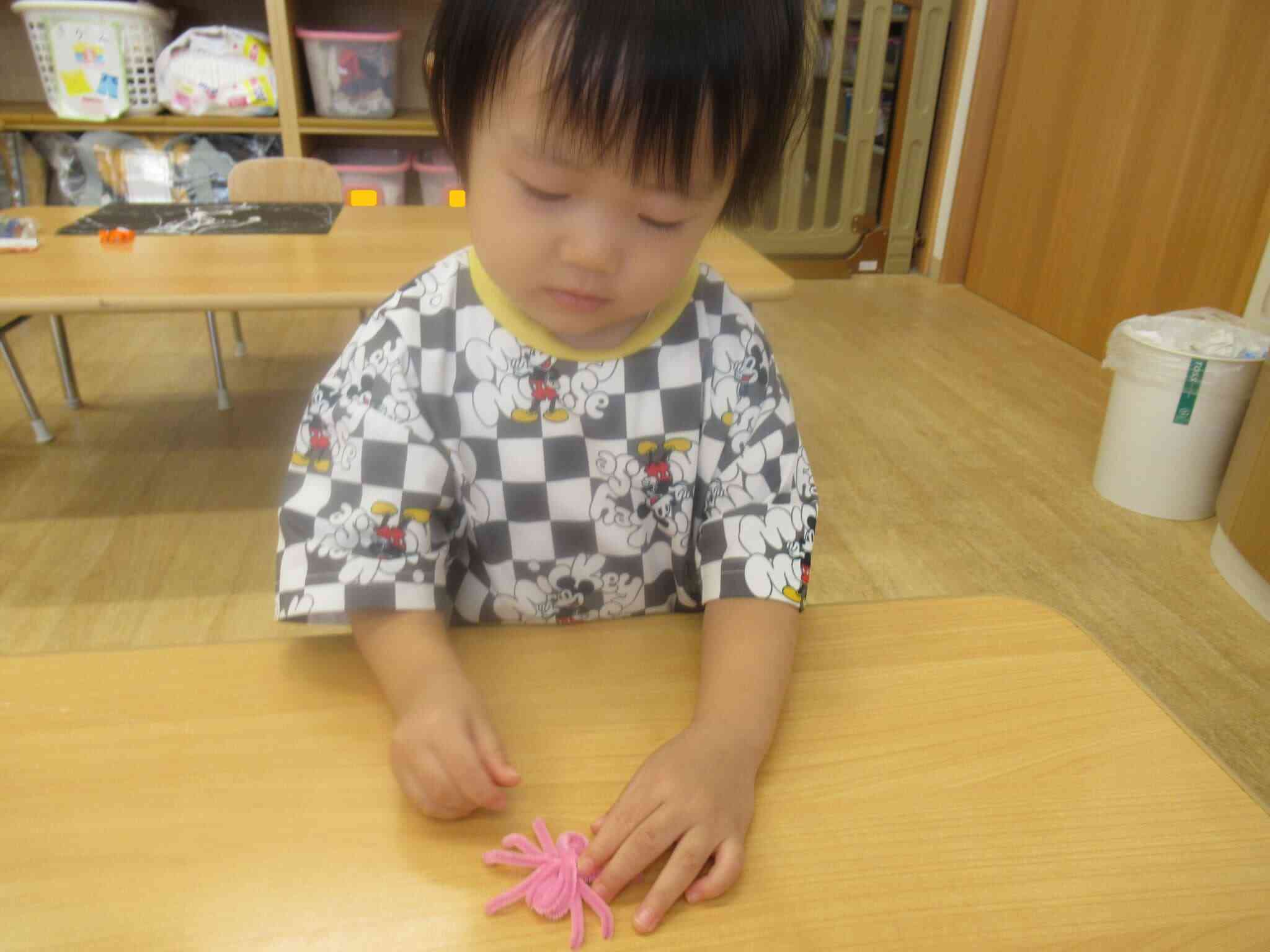 どこにつけようかな～？