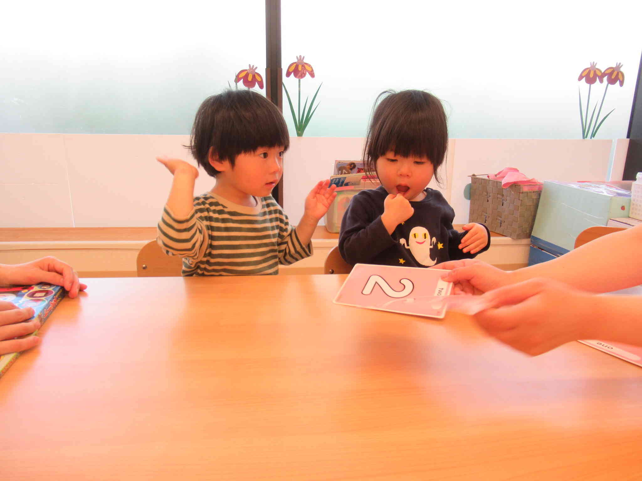 1歳児さんの英語レッスンの様子♫