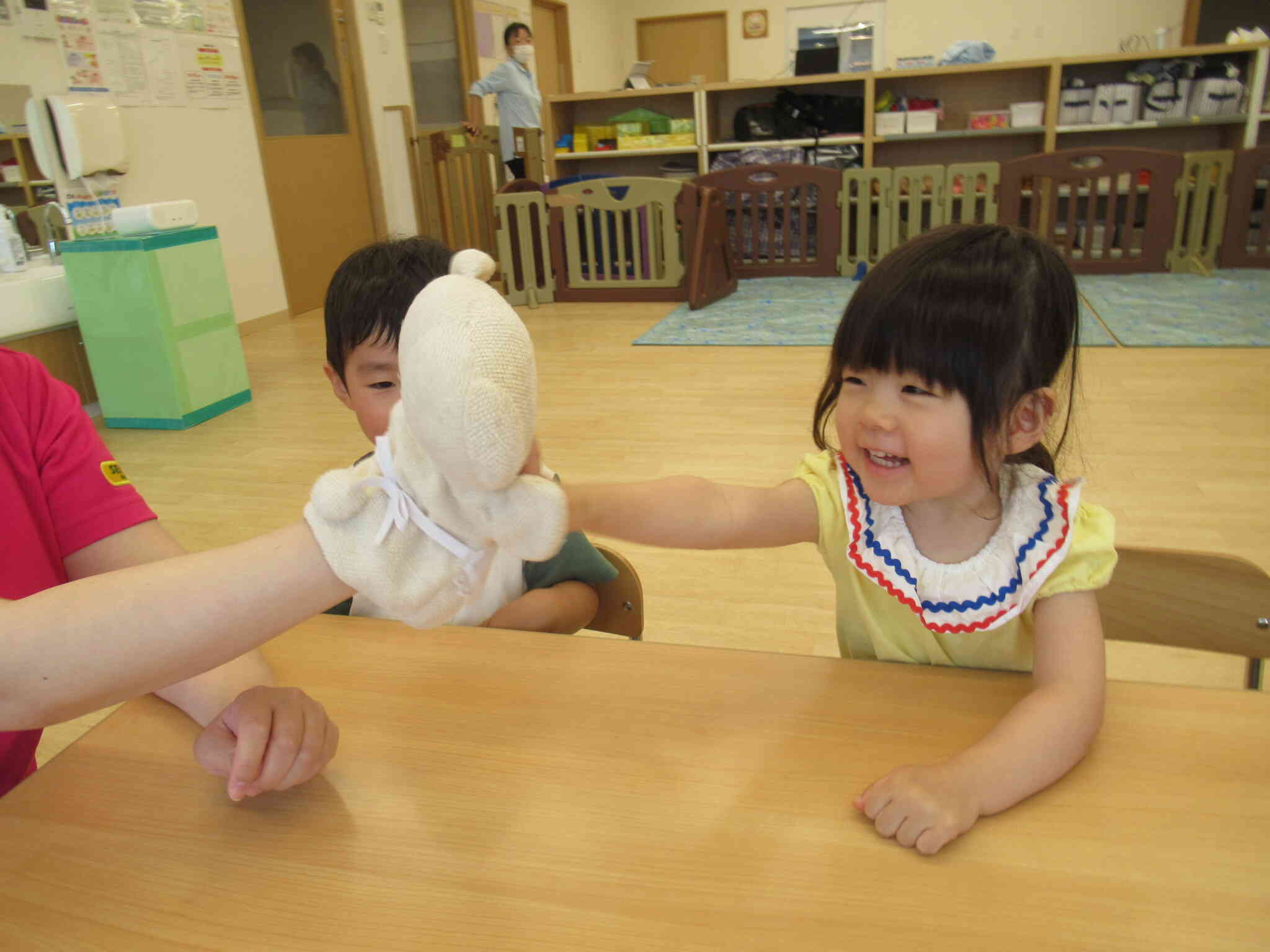 2歳児さんの英語レッスンの様子☆彡