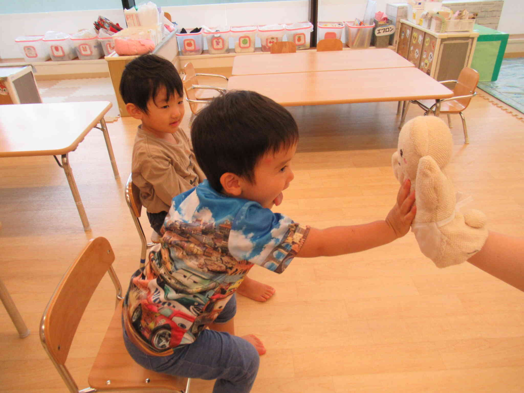 2歳児さん英語レッスンの様子♪