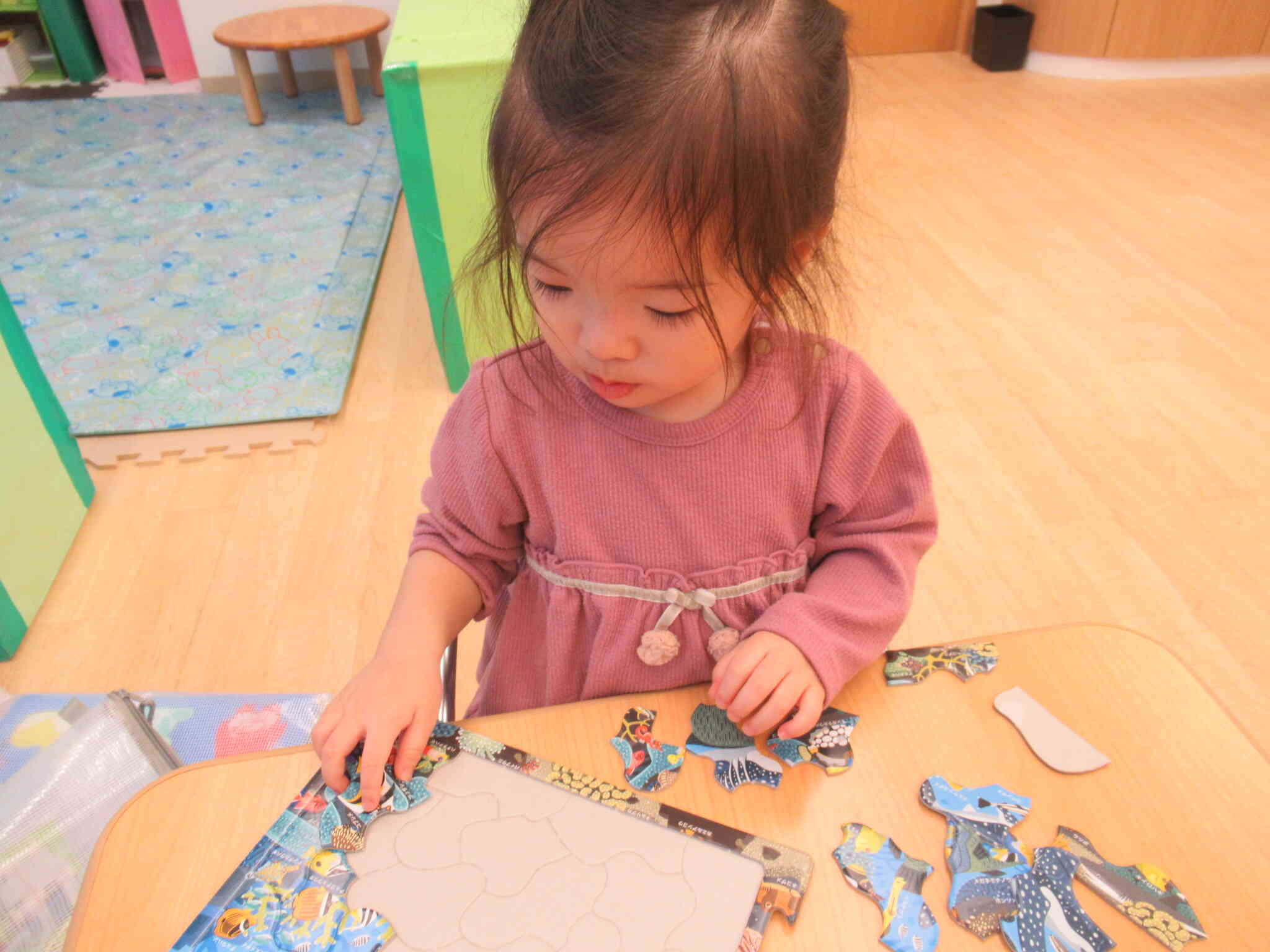 1歳児さんお部屋遊びのようす☆彡