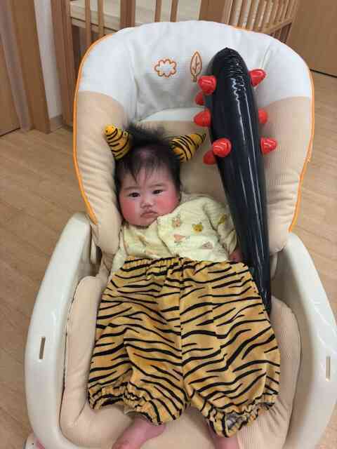 0歳児クラスさんの節分の様子☆