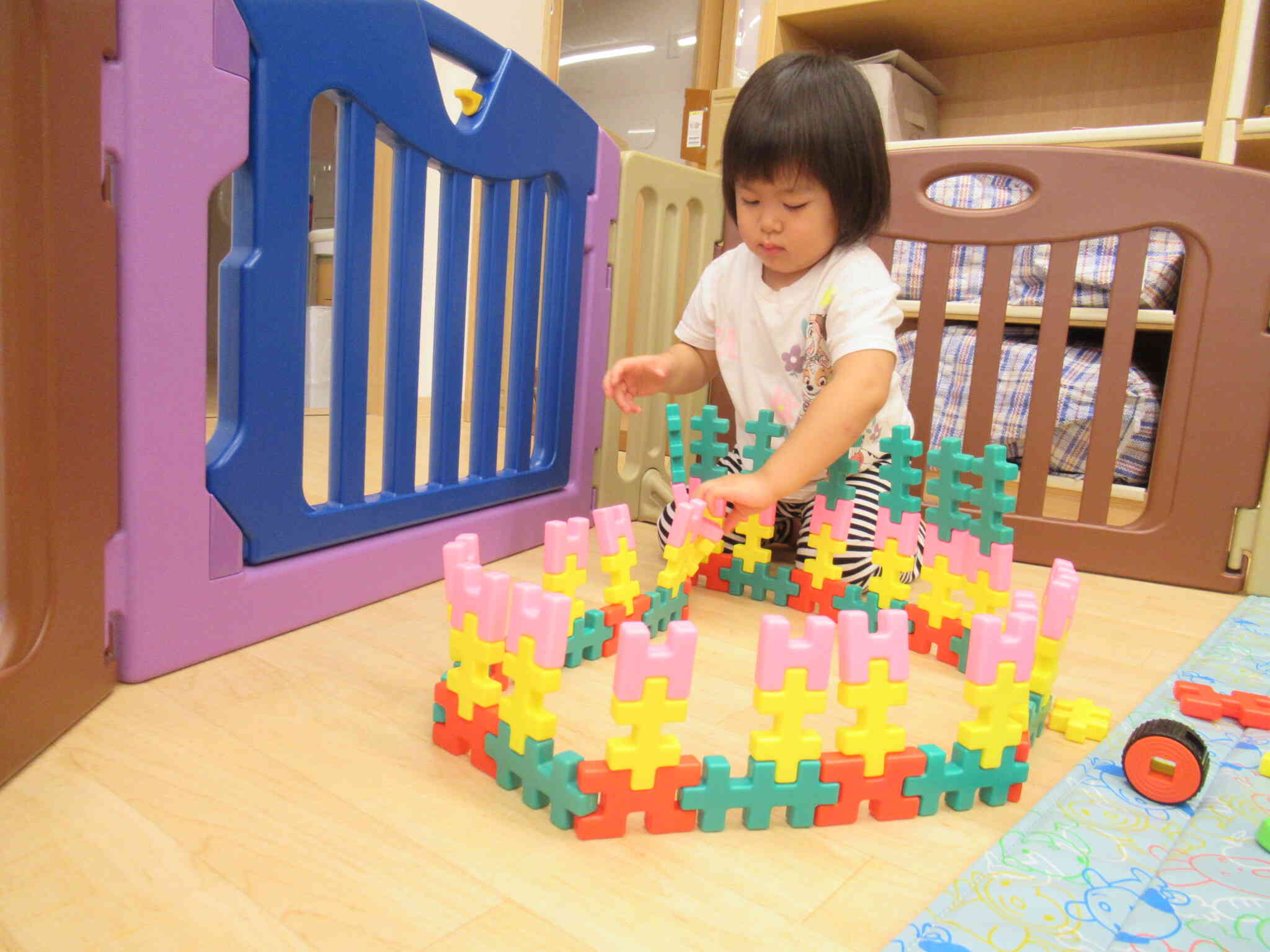 2歳児さんのお部屋遊びの様子♪
