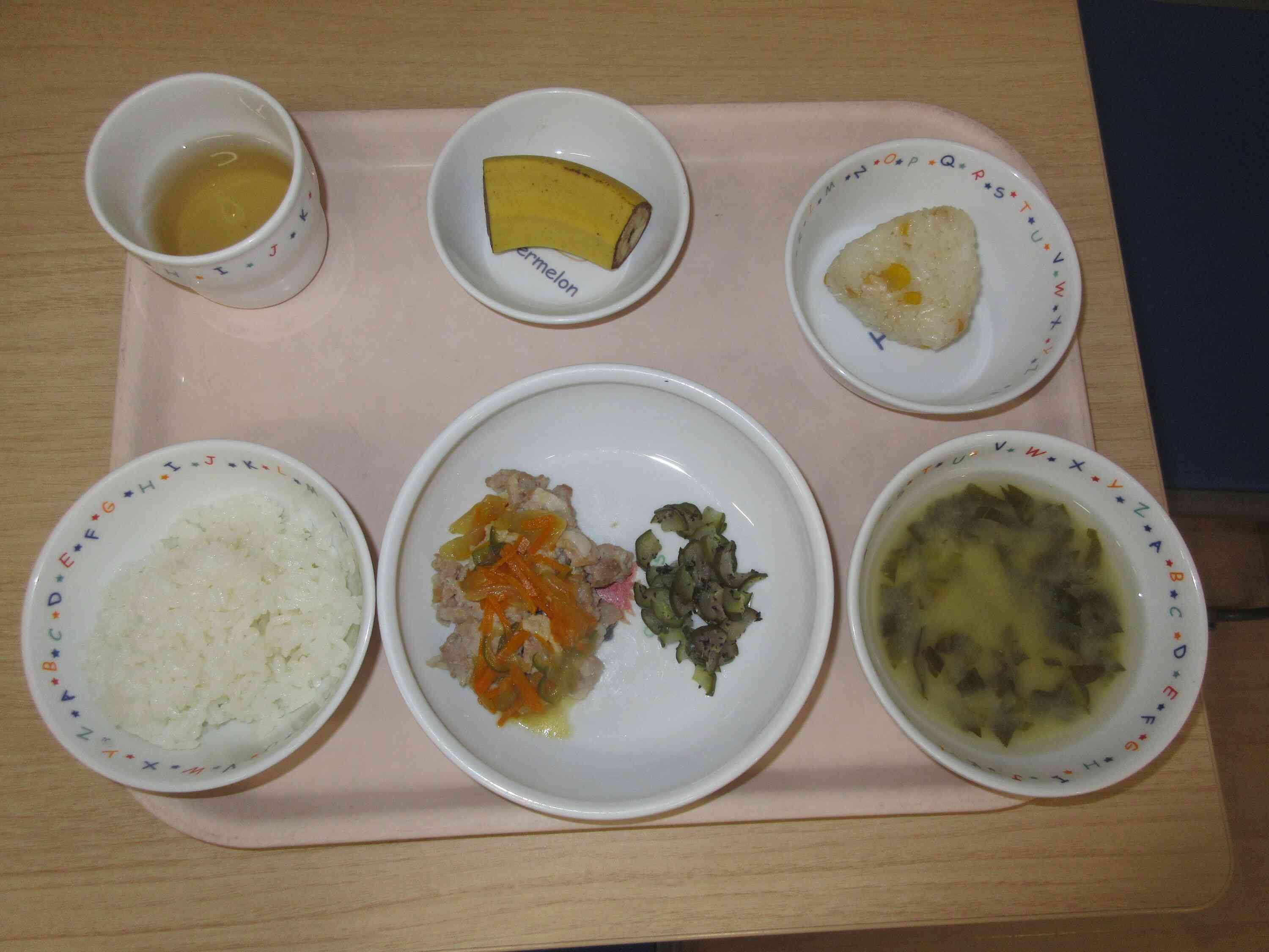 8月18日の給食は