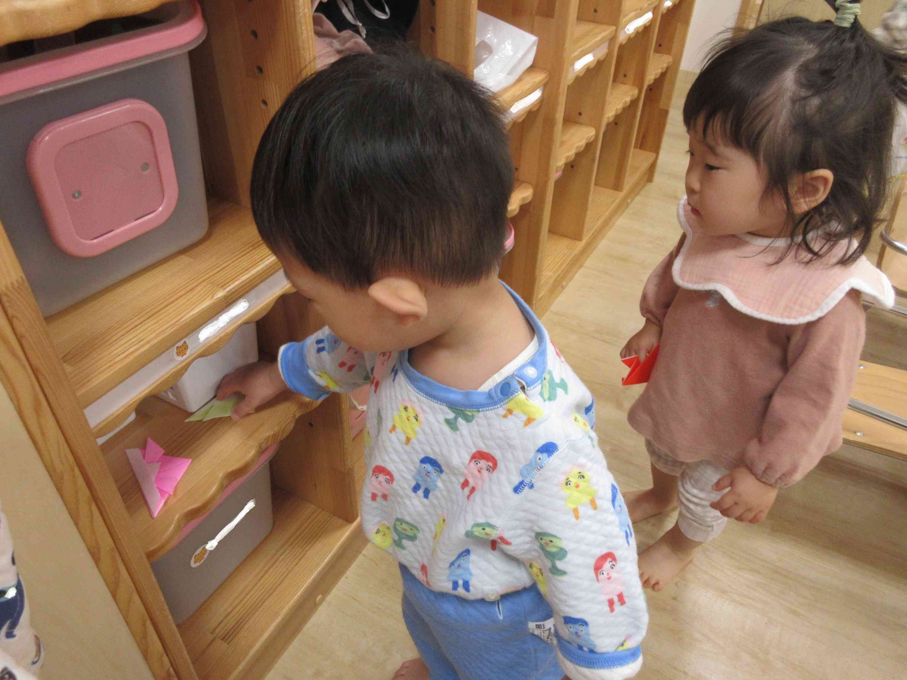 かぶと探しゲームもしたんだよ。「あっ！みーつけた」