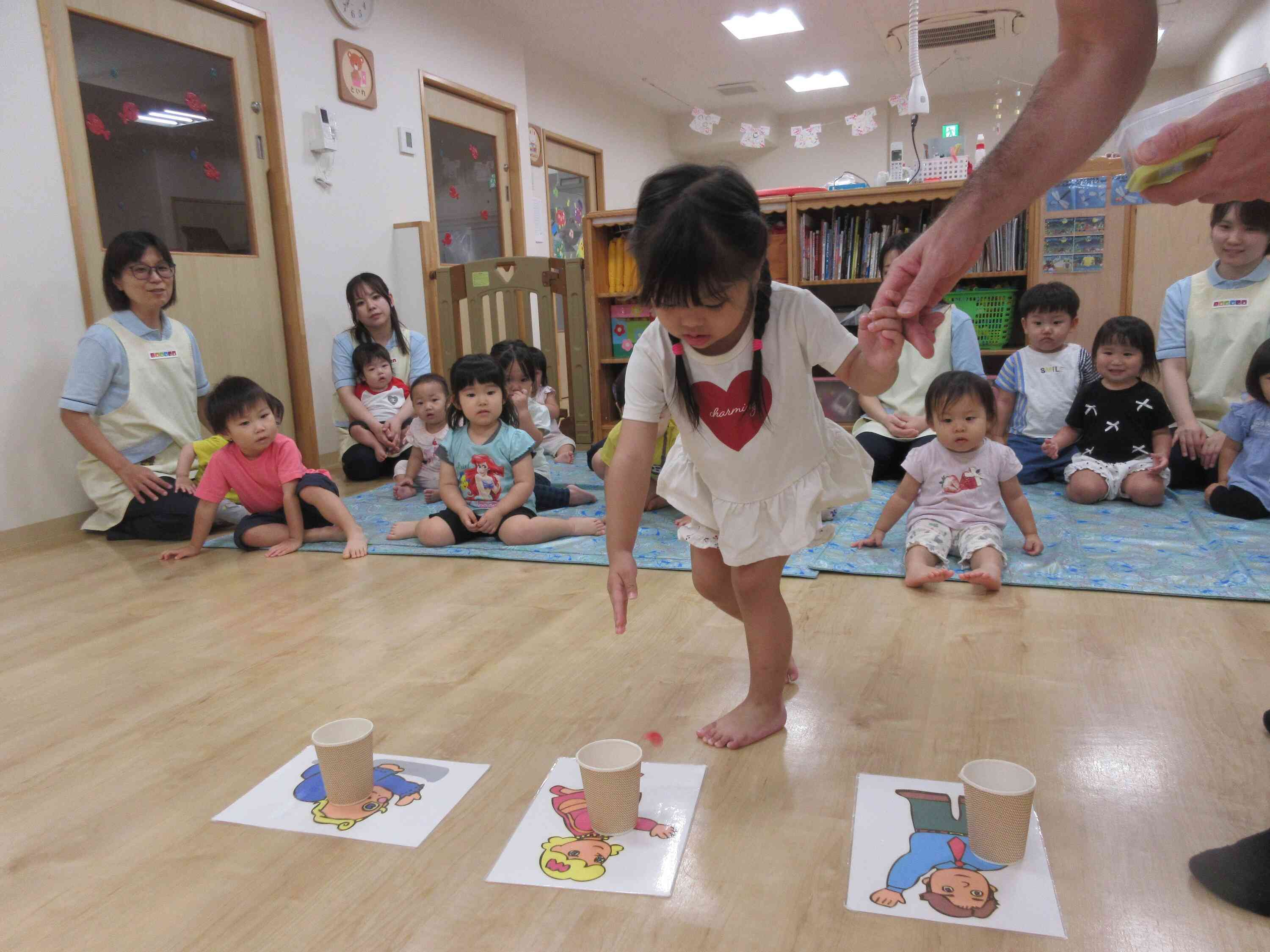 みんなが大好きな「えいごであそぼう」です。
