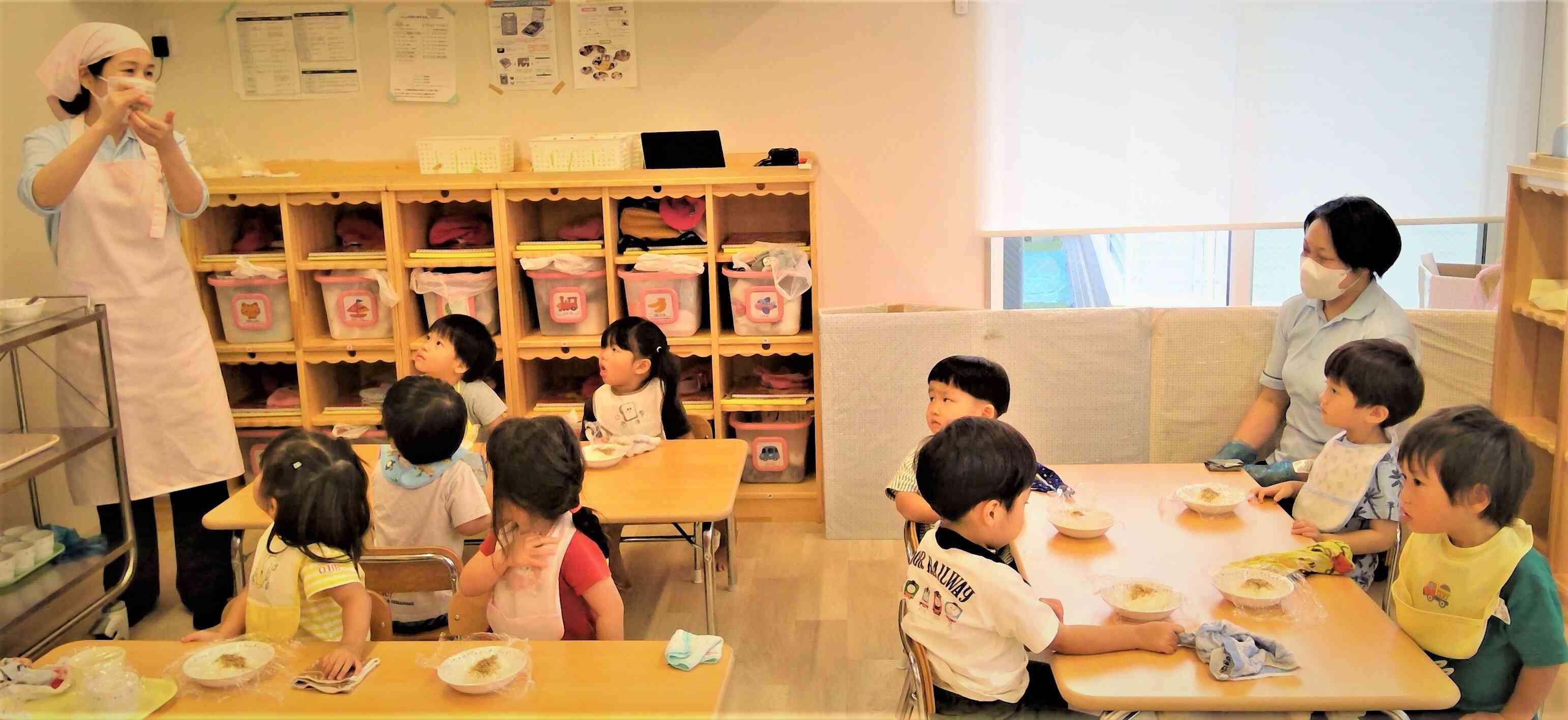 ９月の食育～乳児クラス(０歳～２歳)～