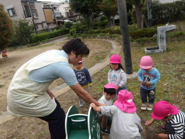 わたしも~ぼくも~とたくさん集まってきました♪