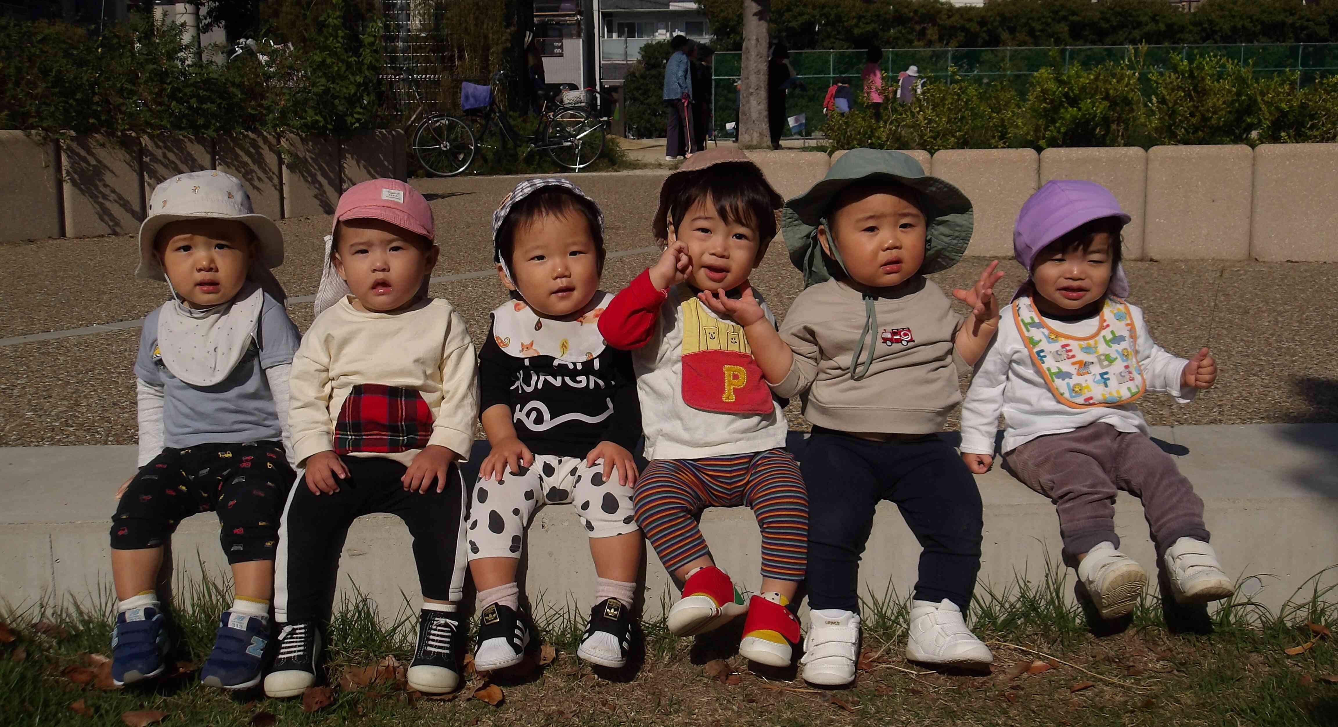 お散歩に出発！！（ひよこぐみ　０歳児）