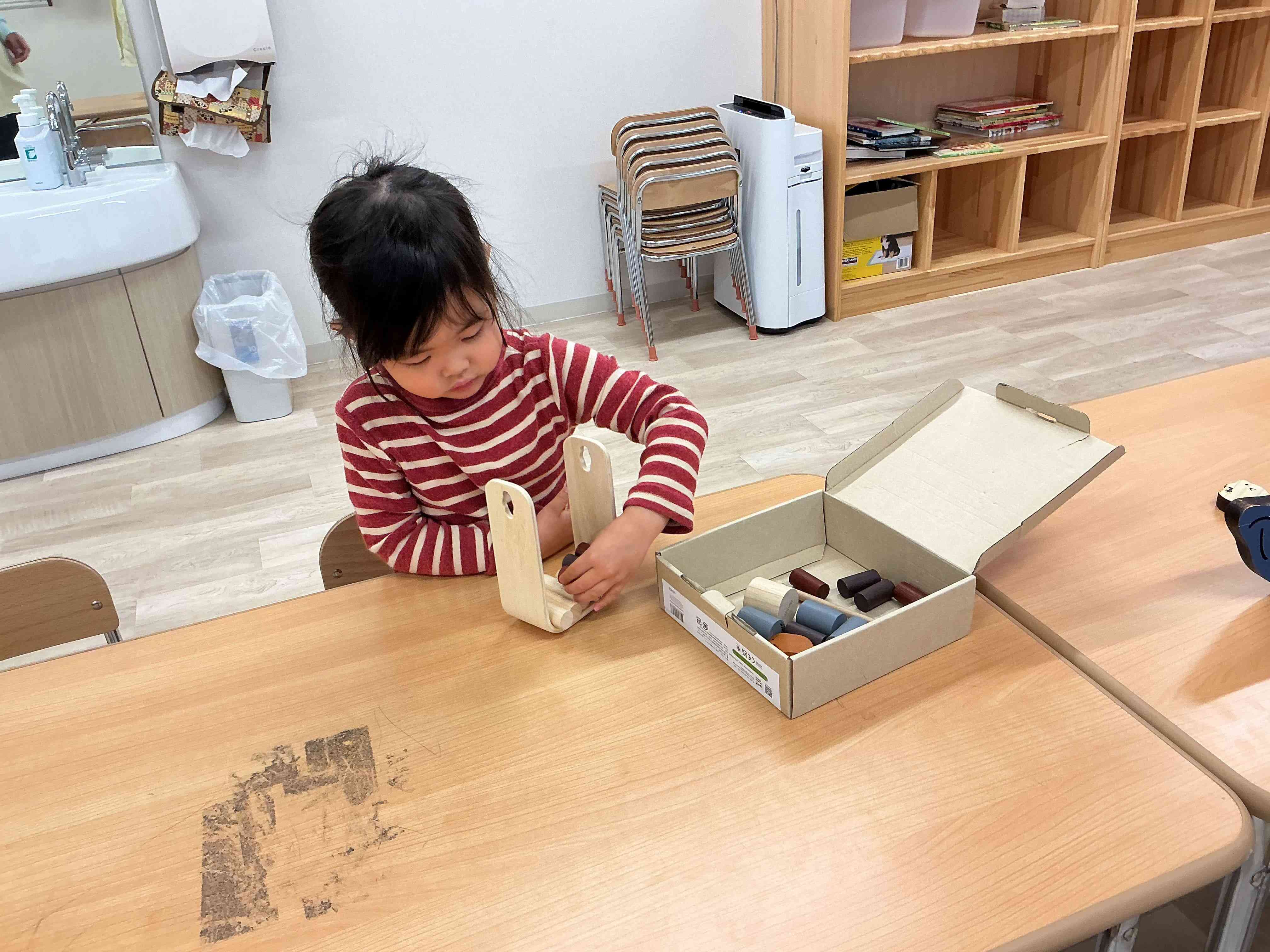 真ん中をつついて、、