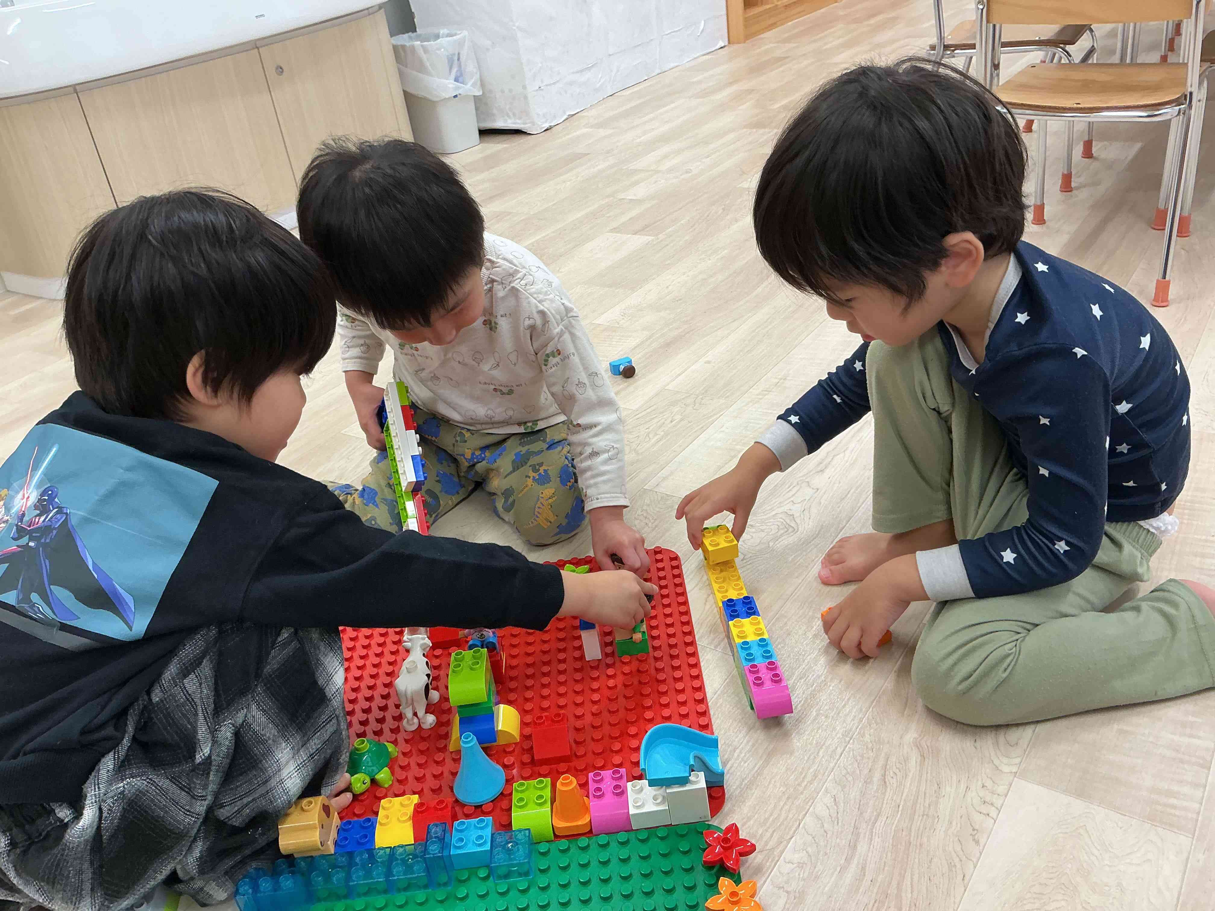 レゴも大好きだよ〜❤︎