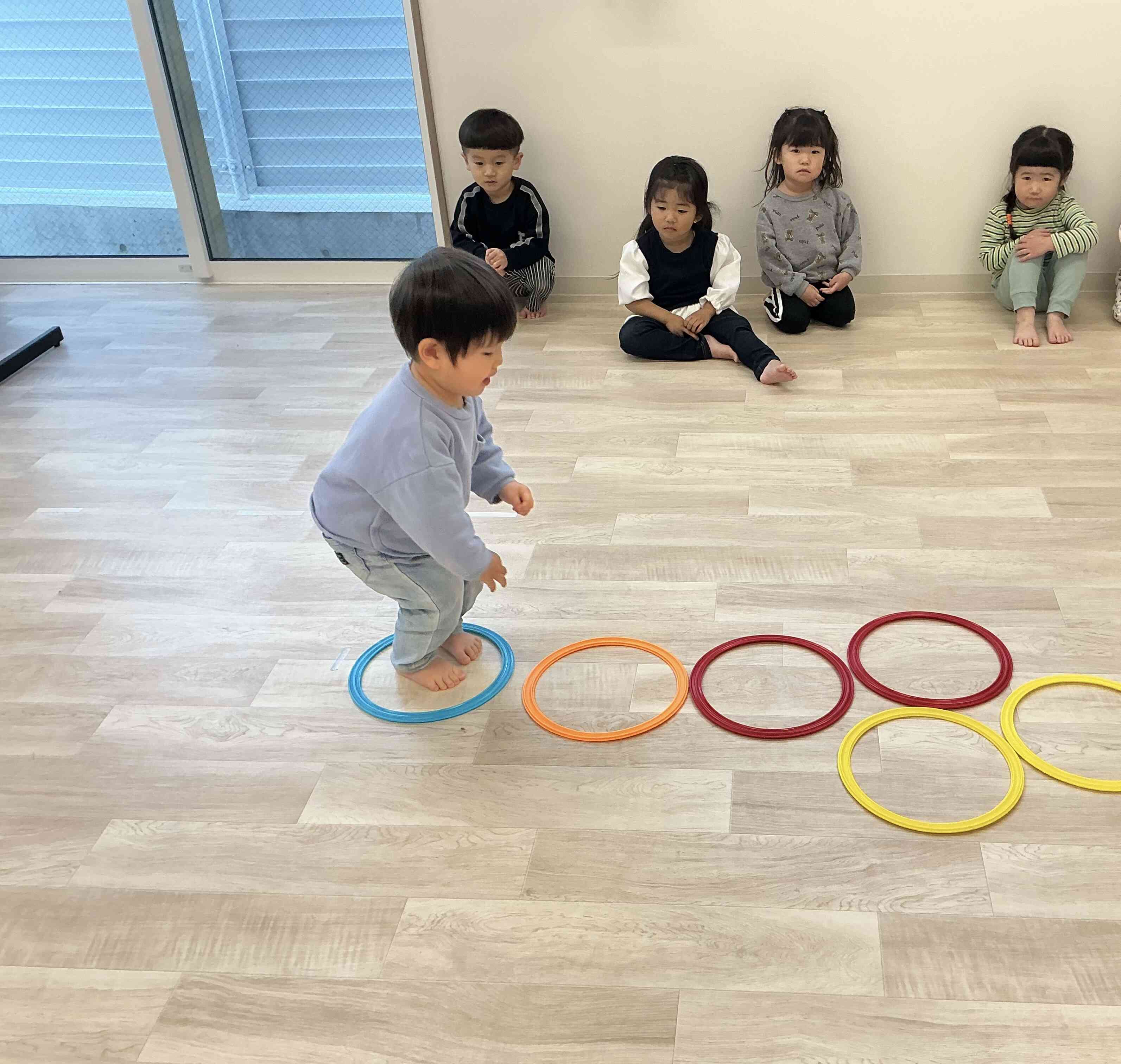 うさぎ組のリトミック遊び♬