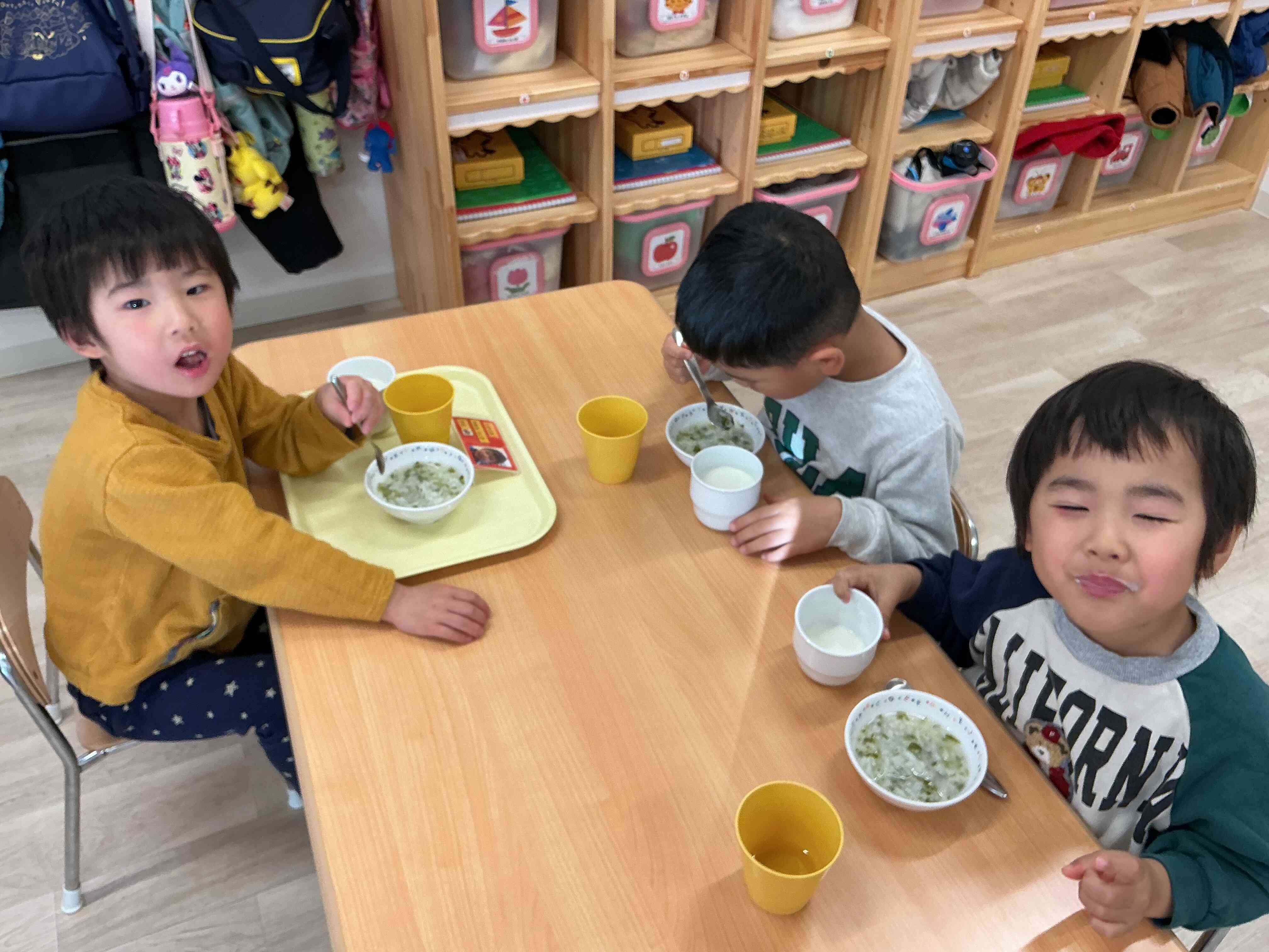 「いただきまーす！」今年も一年元気に過ごせますように(^^)
