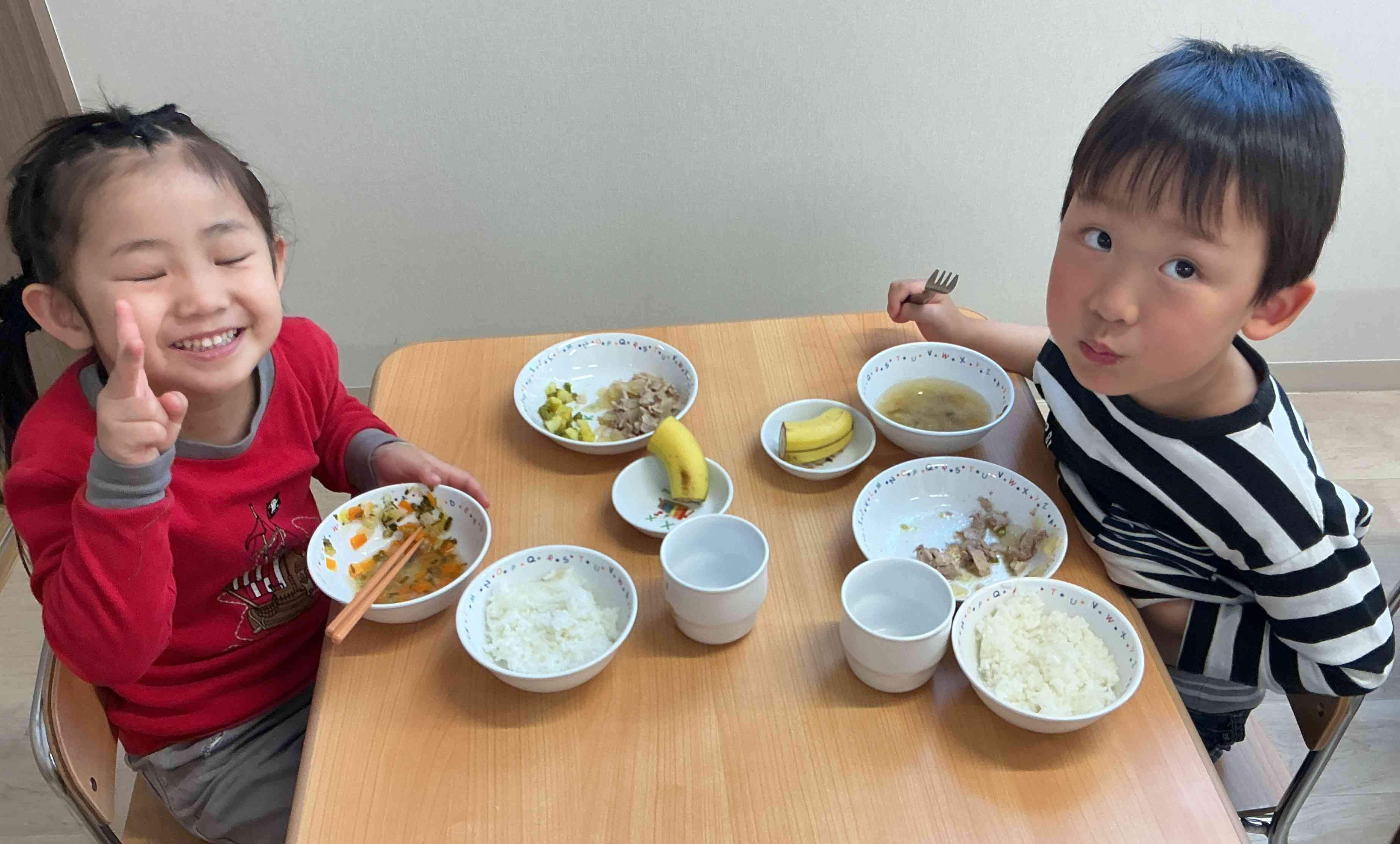 幼児クラスはどのおかずに野菜が入っているか聞いてみました。