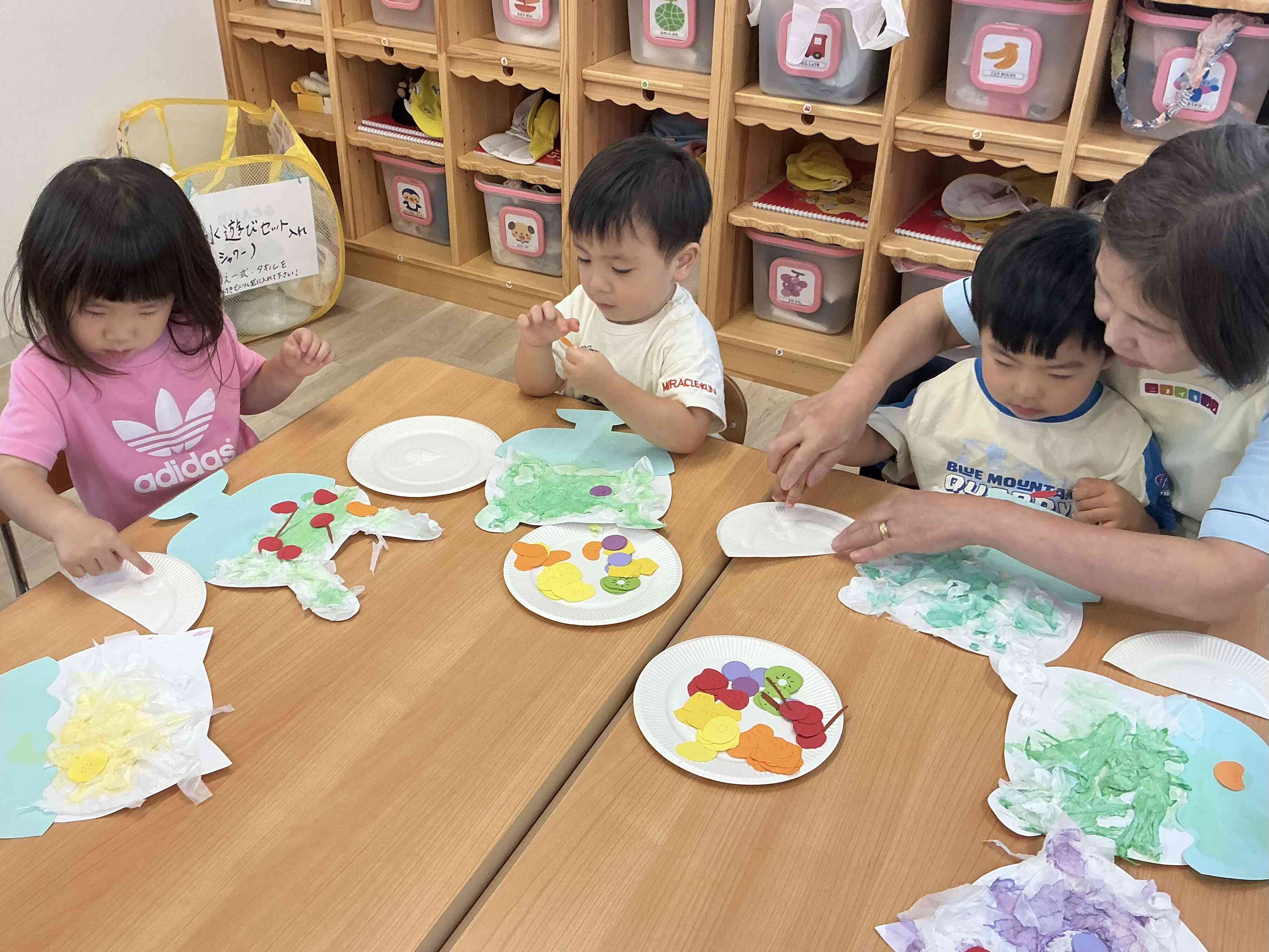 2歳児　かき氷製作