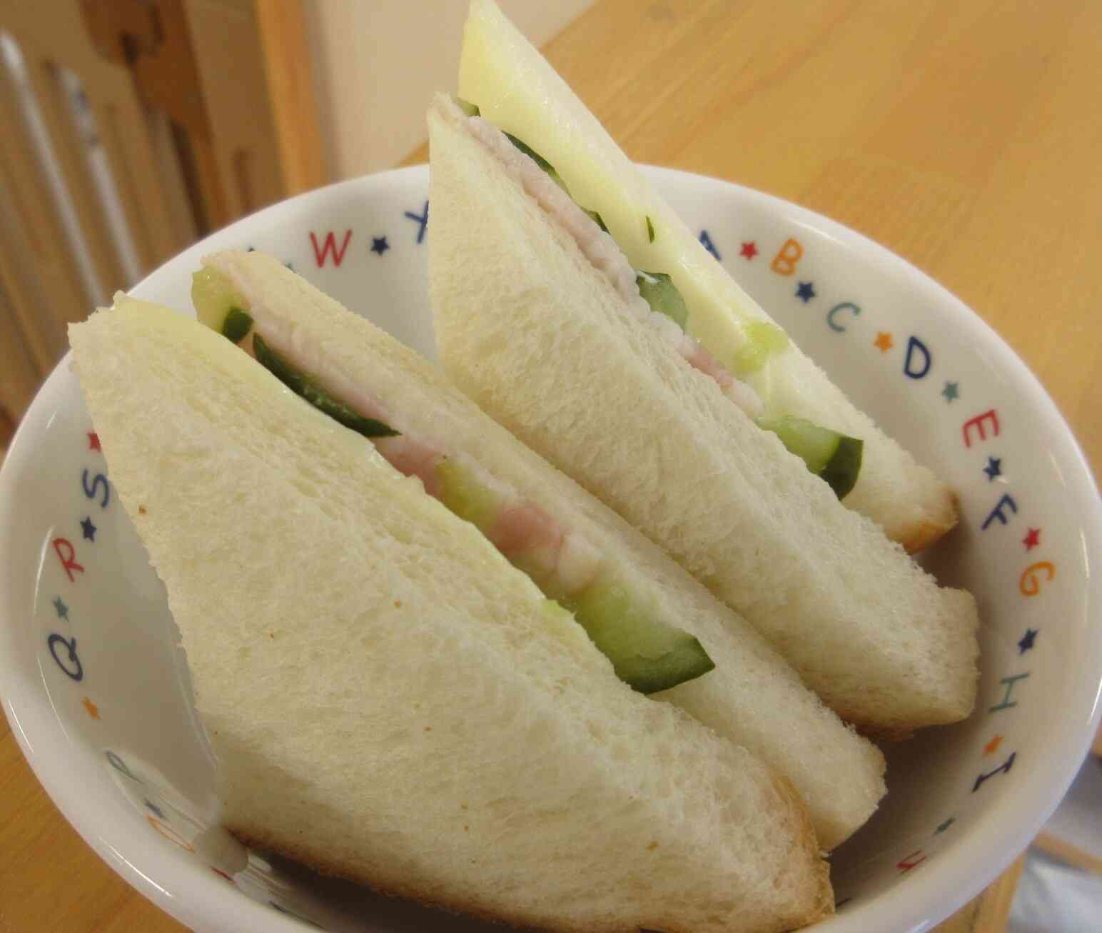 絵本と仲良くなれる食育活動