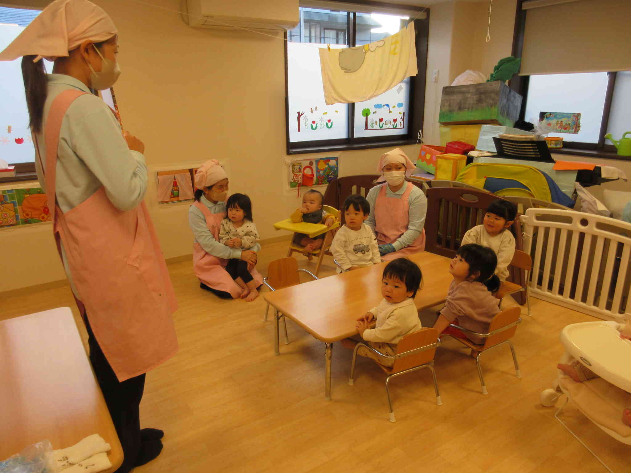 食育活動「絵本の世界のおやつたち」～第8回「おむすびころりん」～