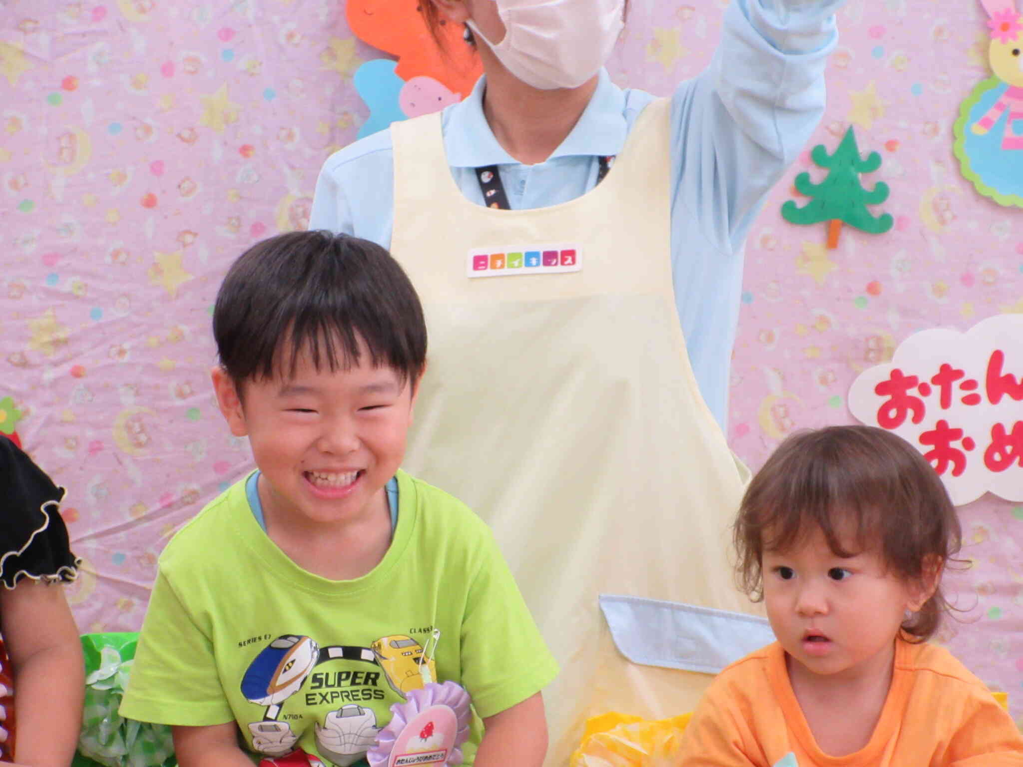 5歳を迎えたお友だちです。大きくなったなぁ・・・先生は0歳児の担任だったので感慨深いです・・・