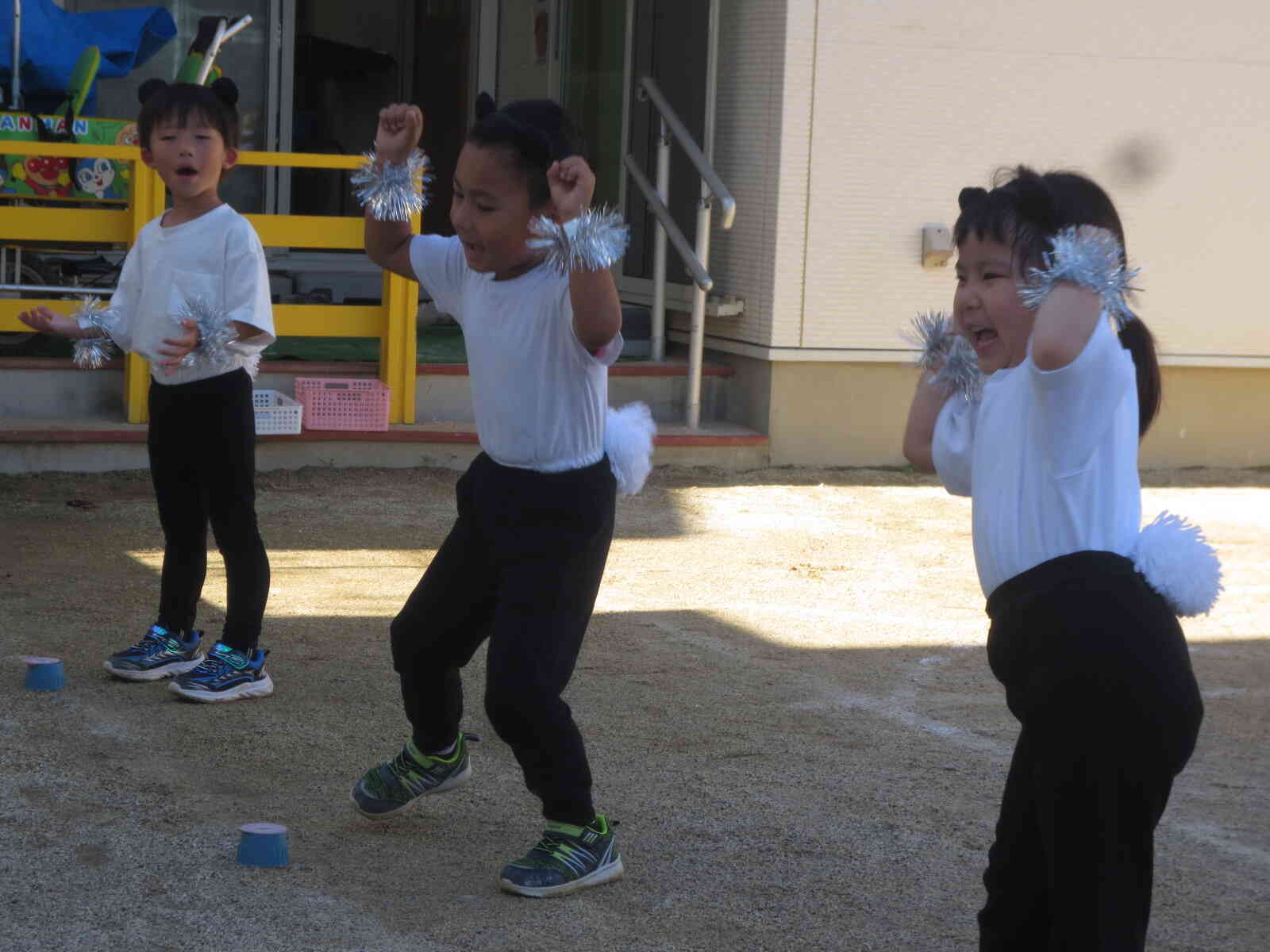 みんなでパンダダンス！