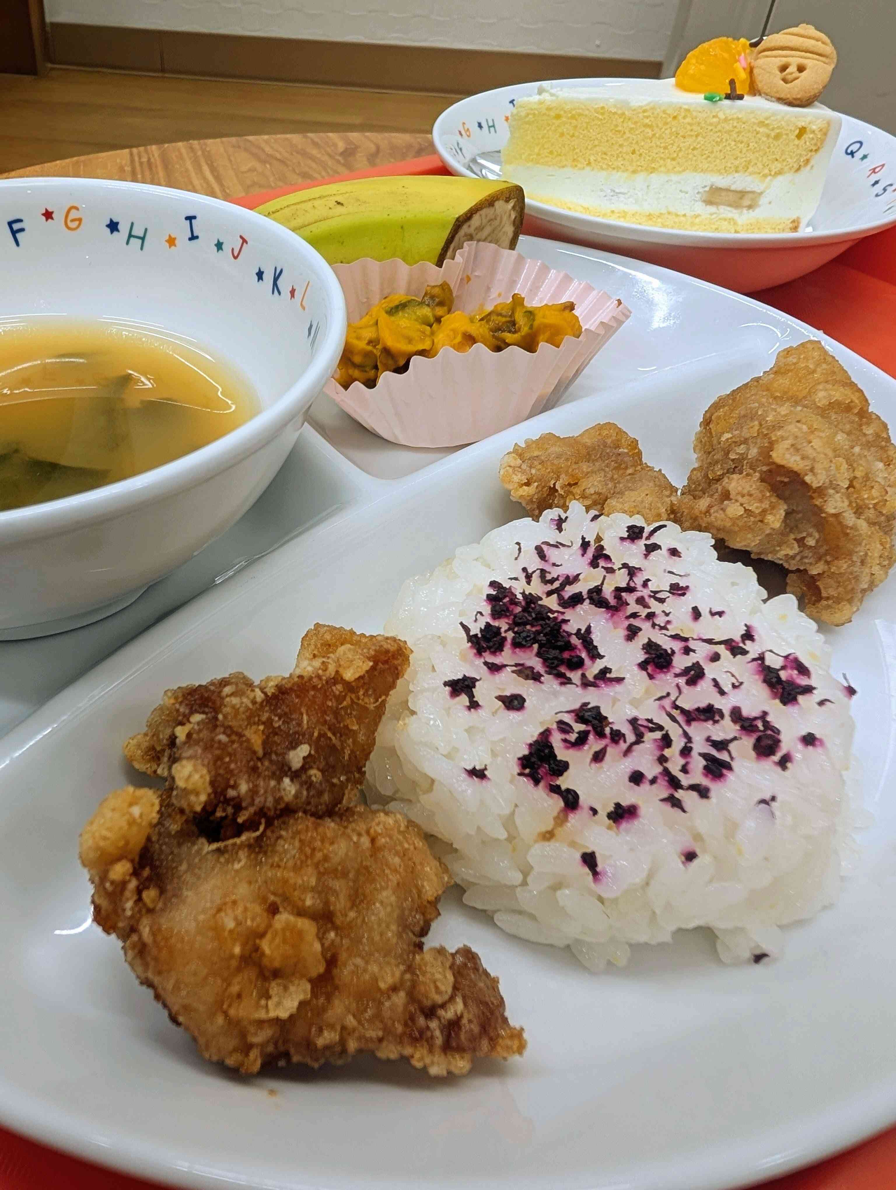 誕生日会の給食